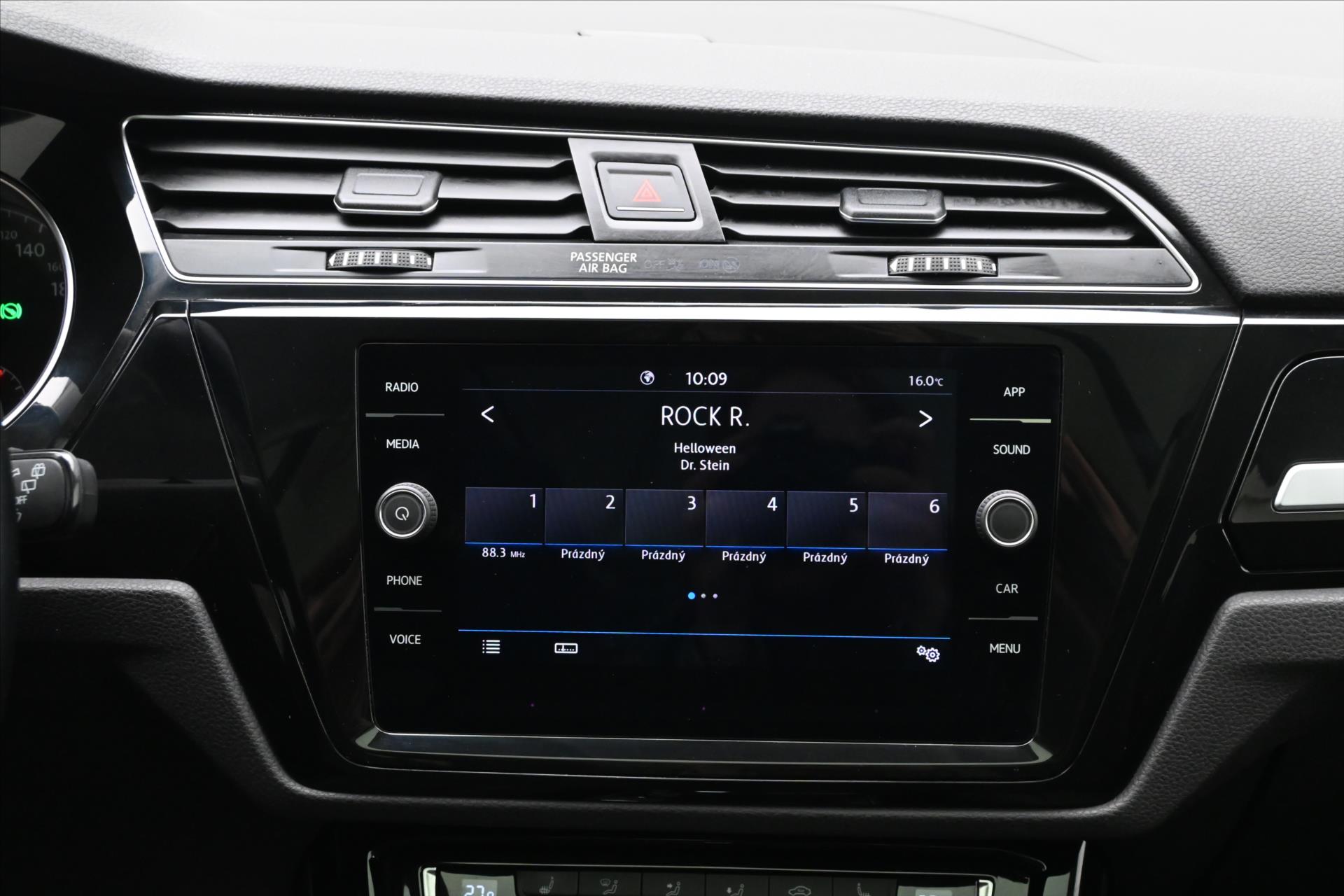 Hlavní fotografie vozu Volkswagen Touran 2,0 TDI 110kW HIGHLINE DSG Záruka až 5 let (20)