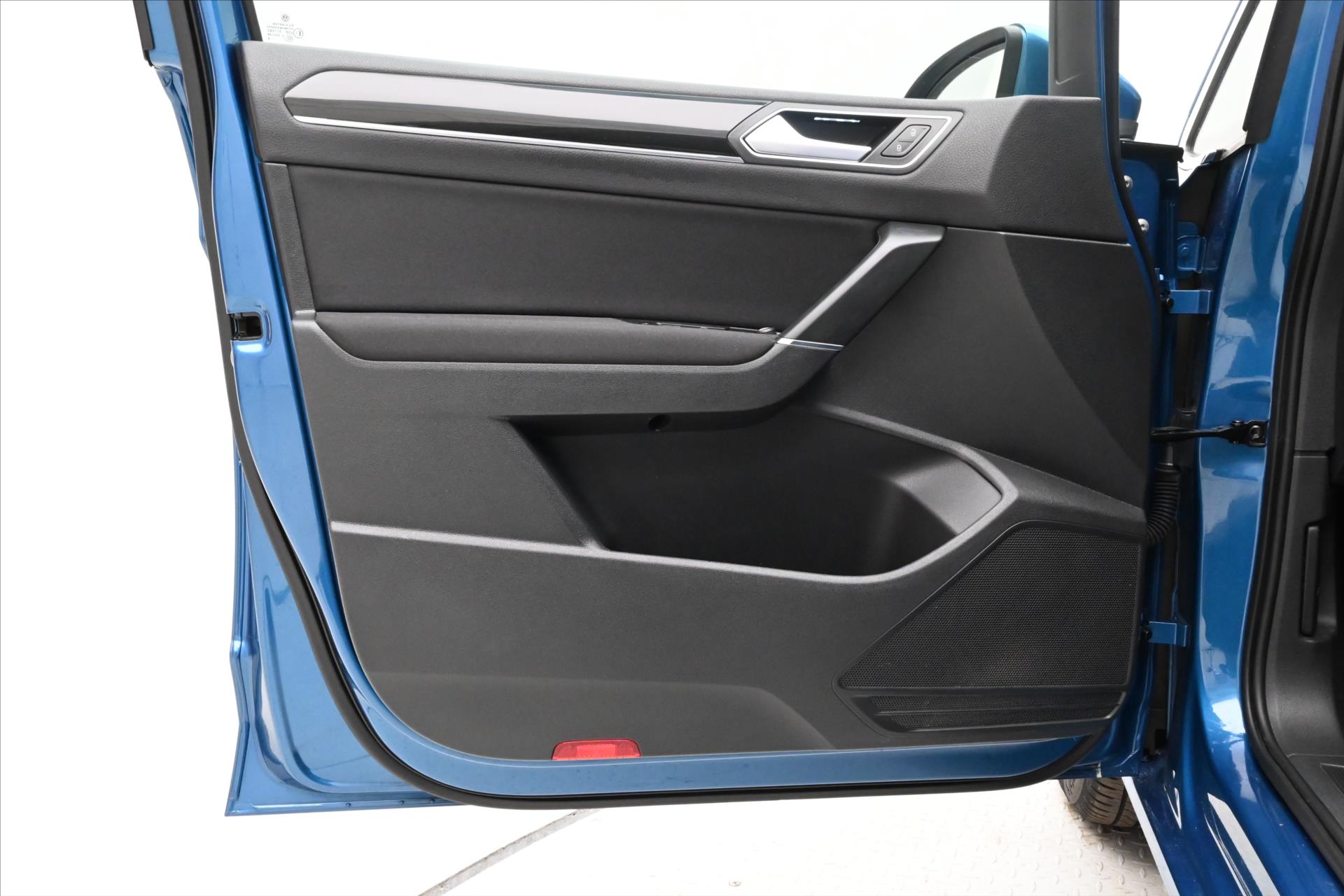 Hlavní fotografie vozu Volkswagen Touran 2,0 TDI 110kW HIGHLINE DSG Záruka až 5 let (27)