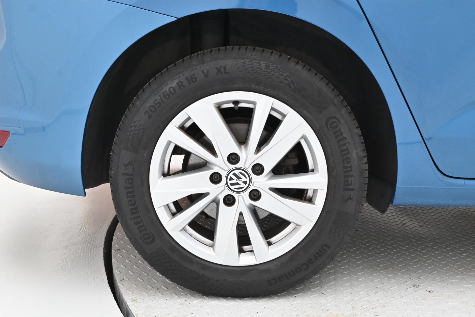 Hlavní fotografie vozu Volkswagen Touran 2,0 TDI 110kW HIGHLINE DSG Záruka až 5 let (37)