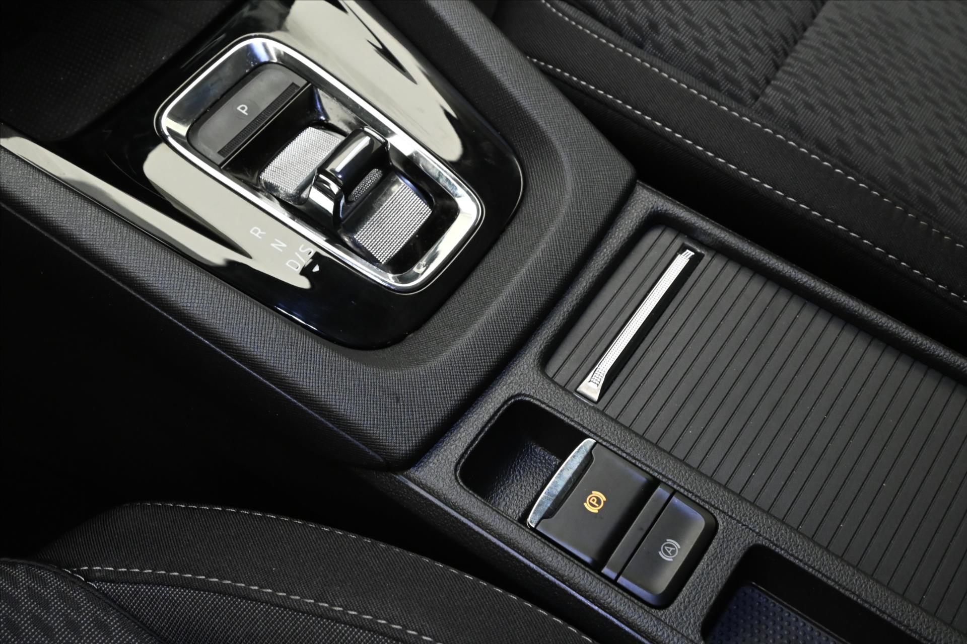 Hlavní fotografie vozu Škoda Octavia 2,0 TDI 110 kW DSG Style Záruka až 5 let (25)