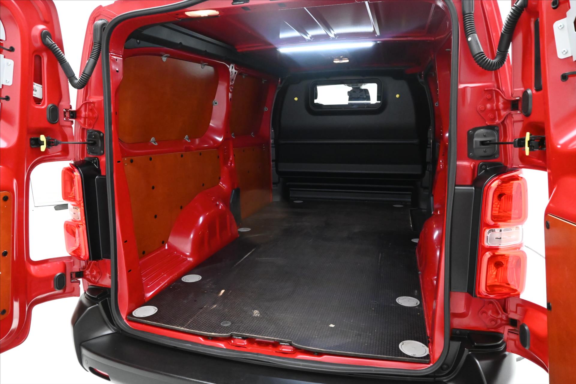 Hlavní fotografie vozu Peugeot Expert 2,0 BlueHDi 110kW LONG Záruka až 5 let (11)