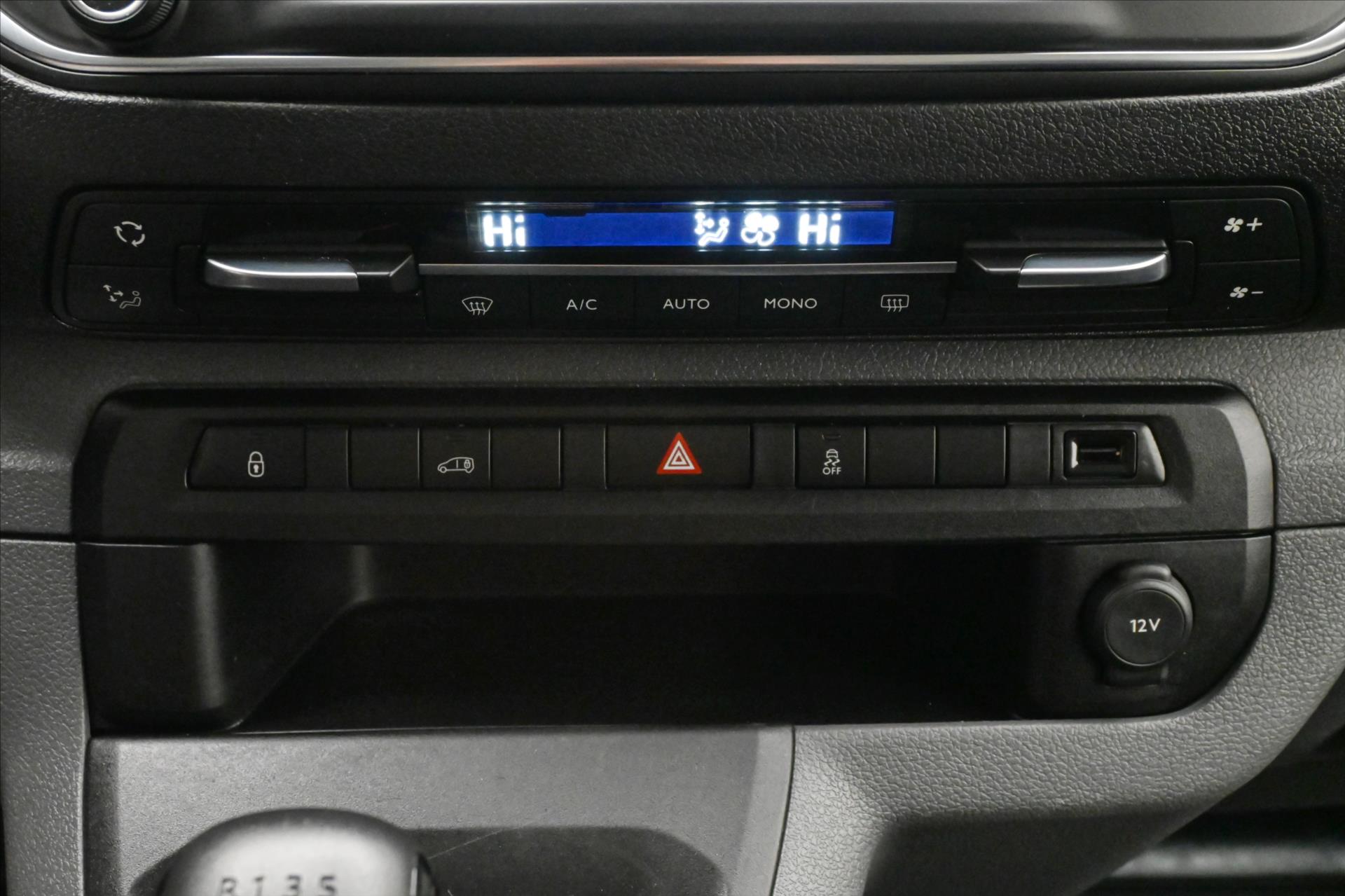 Hlavní fotografie vozu Peugeot Expert 2,0 BlueHDi 110kW LONG Záruka až 5 let (23)