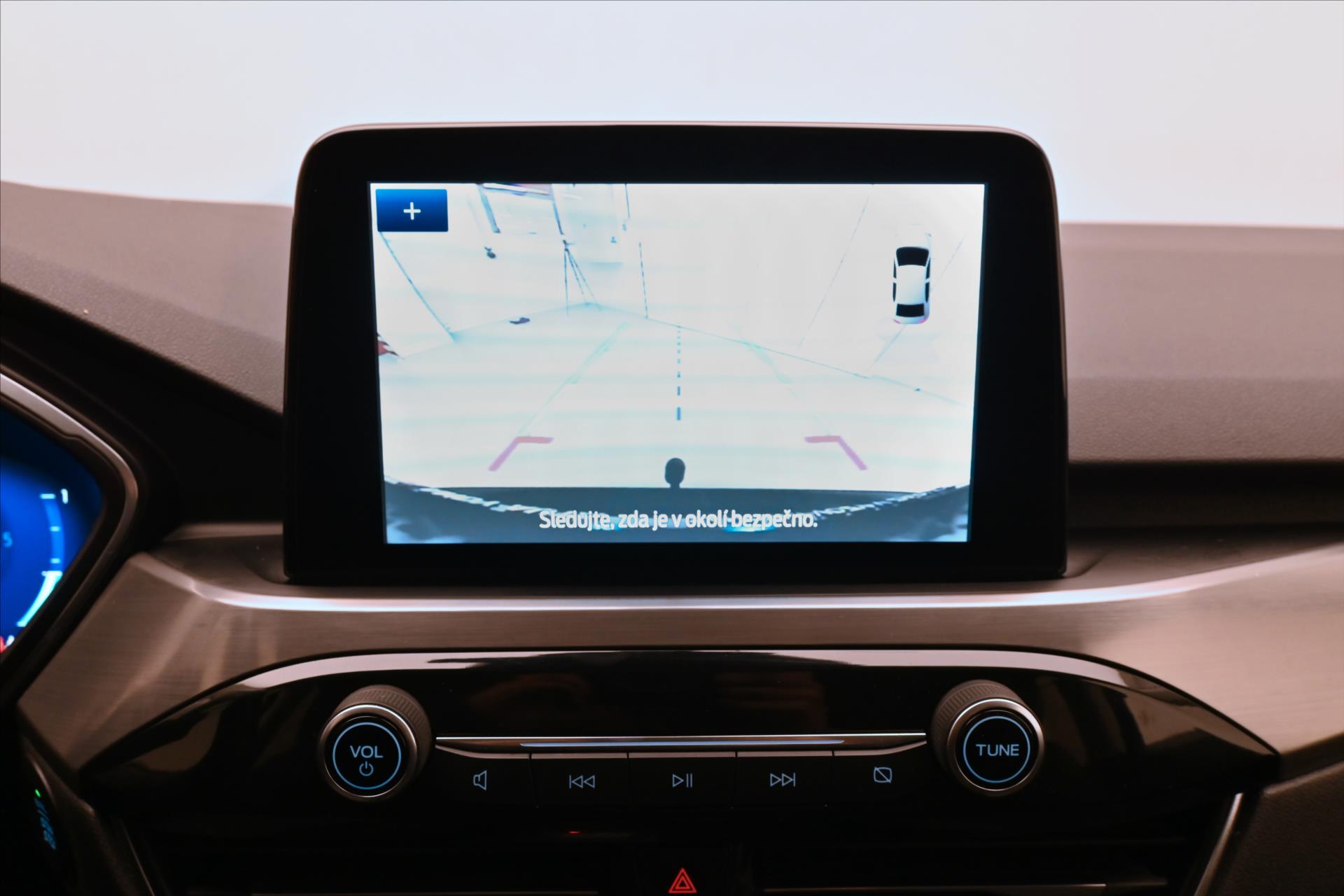 Hlavní fotografie vozu Ford Kuga 2,0 EcoBlue 140 kW AT8 AWD Záruka až 5 let (21)