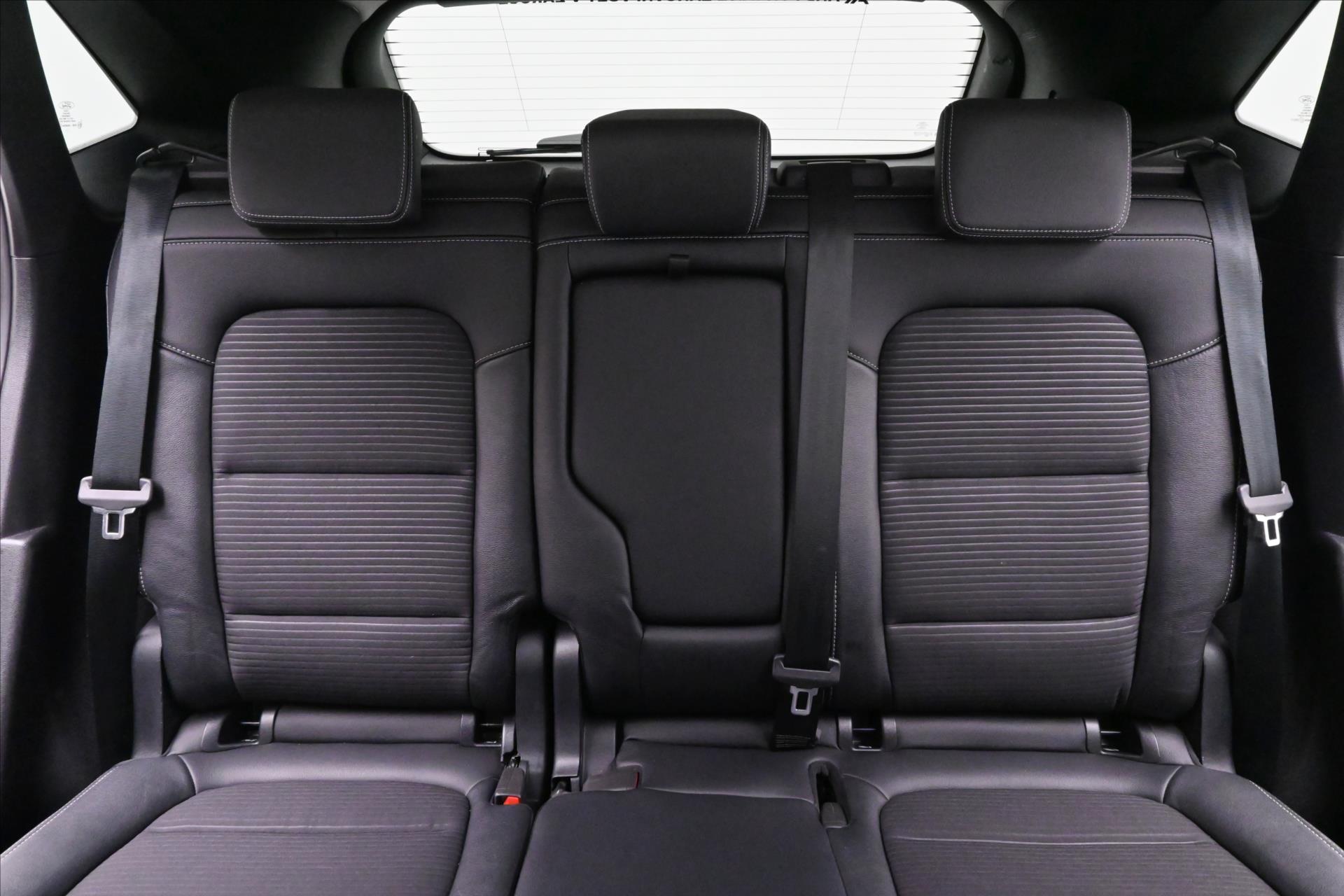 Hlavní fotografie vozu Ford Kuga 2,0 EcoBlue 140 kW AT8 AWD Záruka až 5 let (27)