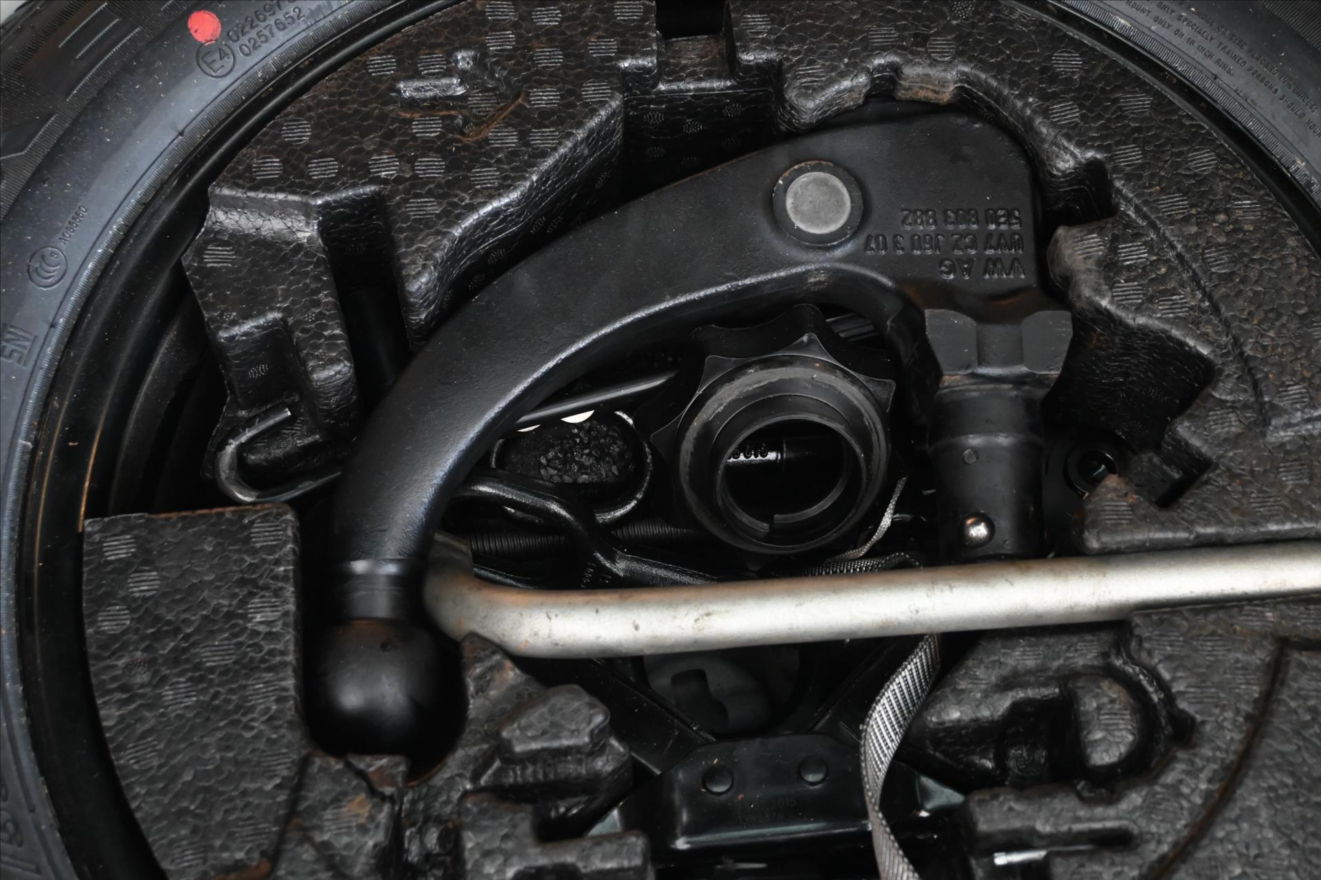 Main photo of the car Skoda Octavia 2.0 RS TDI 135 kW DSG 4x4 Warranty up to 5 years (37)