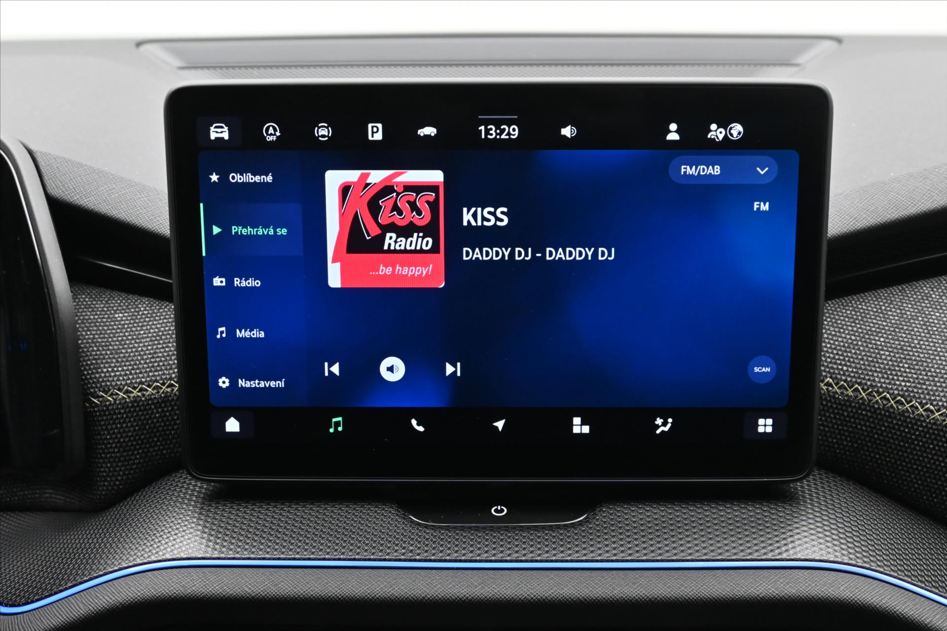 Hlavní fotografie vozu Škoda Kodiaq 1,5 TSI 110 kW DSG Selection Záruka až 5 let (21)