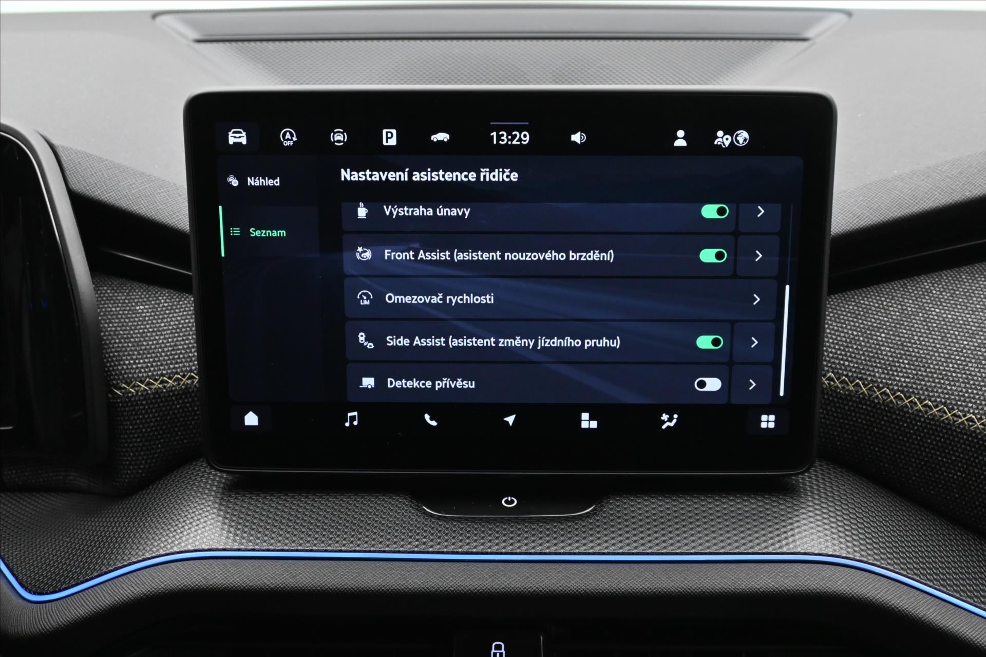 Hlavní fotografie vozu Škoda Kodiaq 1,5 TSI 110 kW DSG Selection Záruka až 5 let (23)