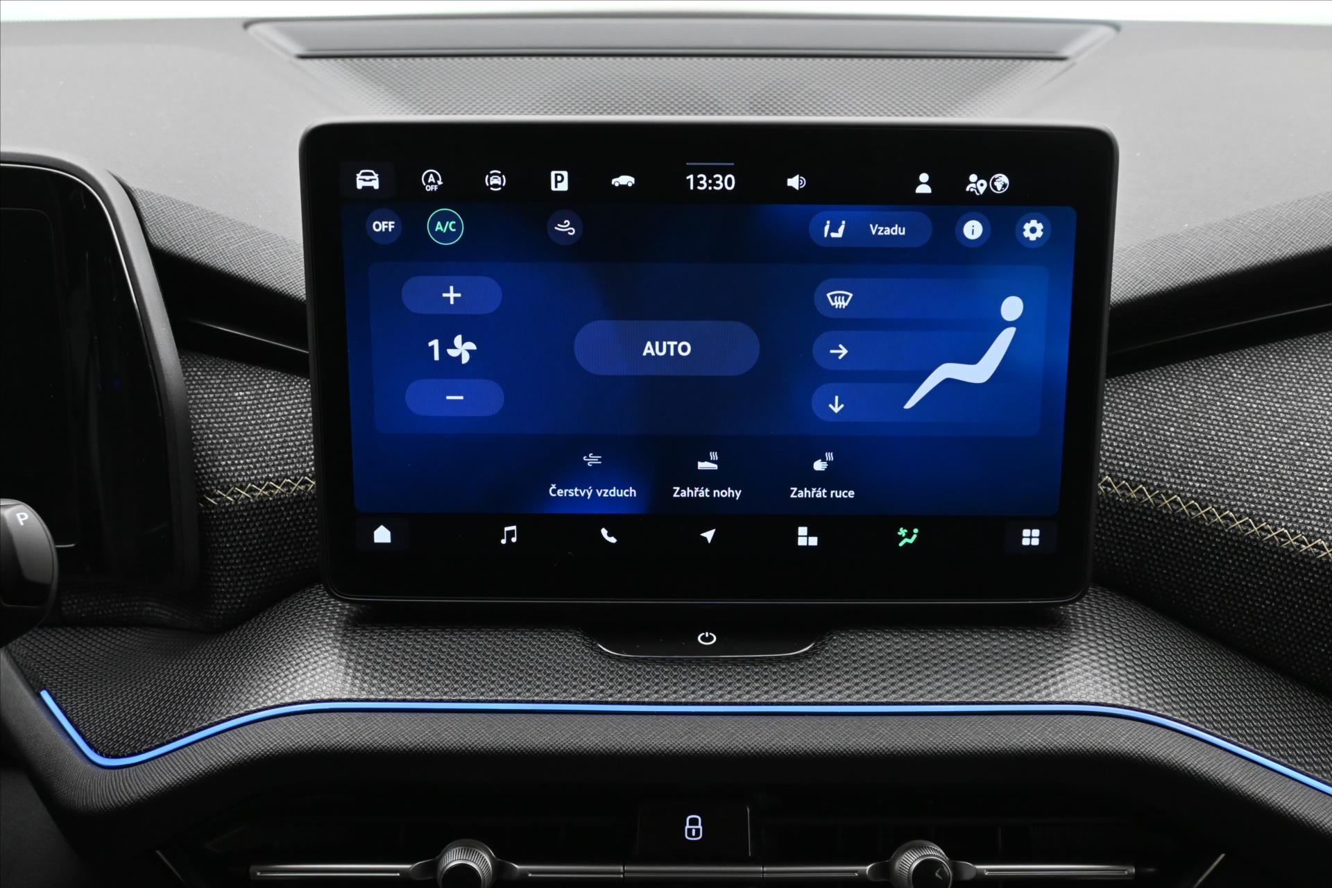 Hlavní fotografie vozu Škoda Kodiaq 1,5 TSI 110 kW DSG Selection Záruka až 5 let (24)