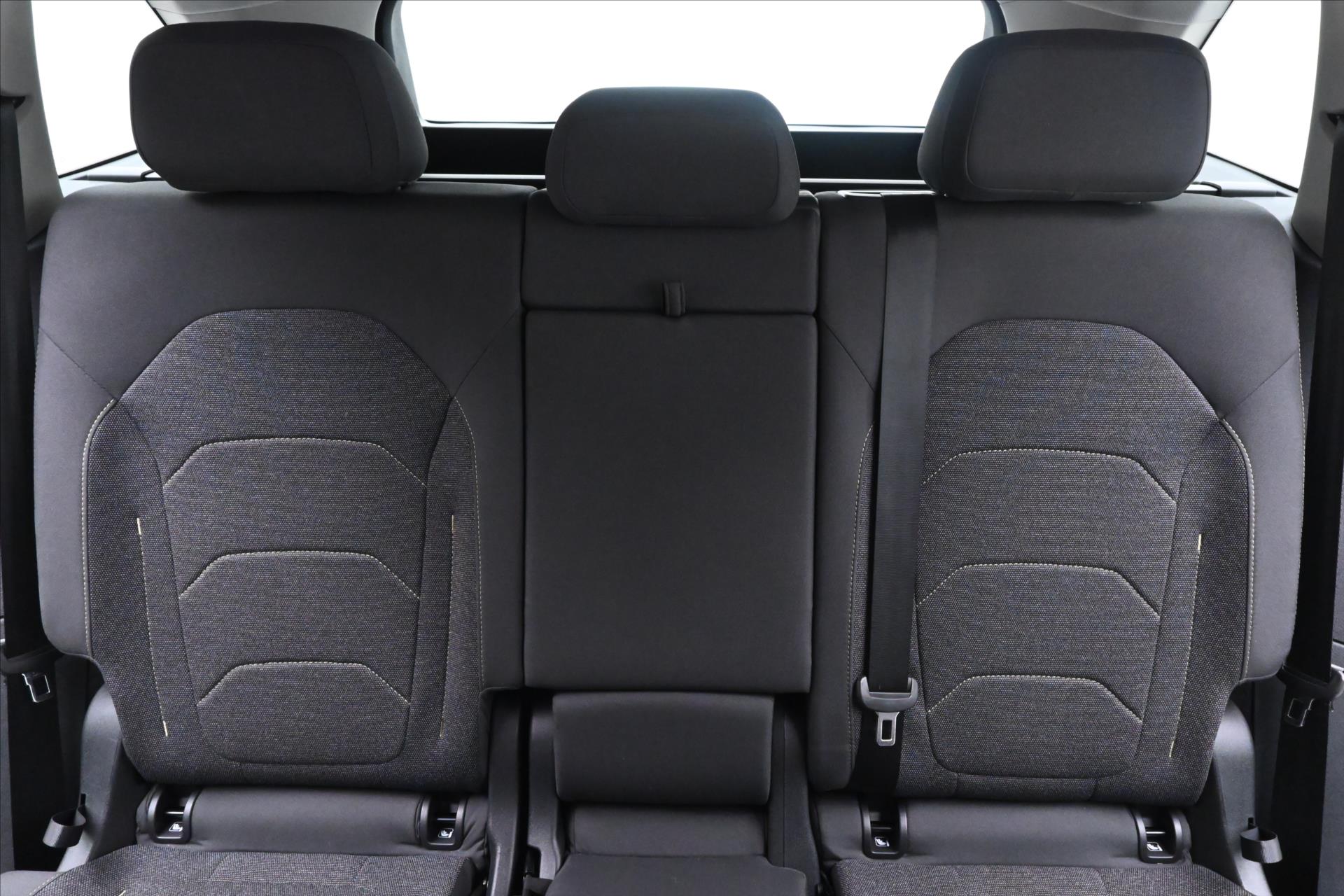 Hlavní fotografie vozu Škoda Kodiaq 1,5 TSI 110 kW DSG Selection Záruka až 5 let (31)