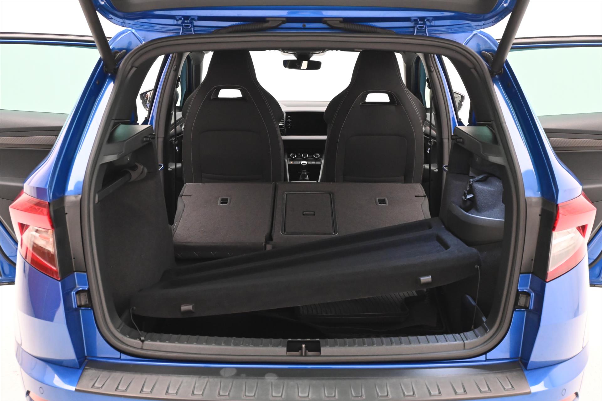 Hlavní fotografie vozu Škoda Karoq 1,5 TSI 110kW SPORTLINE Záruka až 5 let (11)