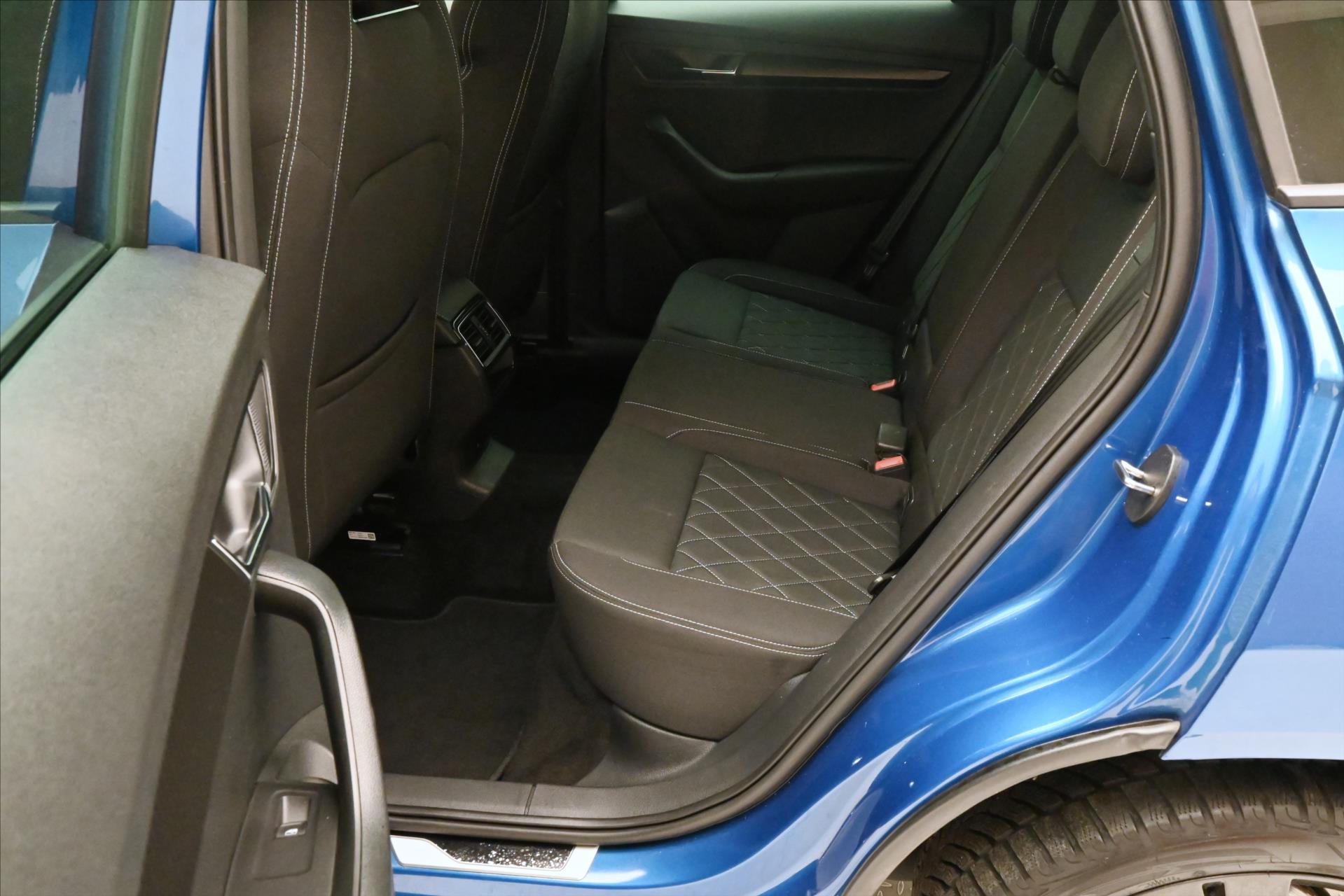 Hlavní fotografie vozu Škoda Karoq 1,5 TSI 110kW SPORTLINE Záruka až 5 let (14)