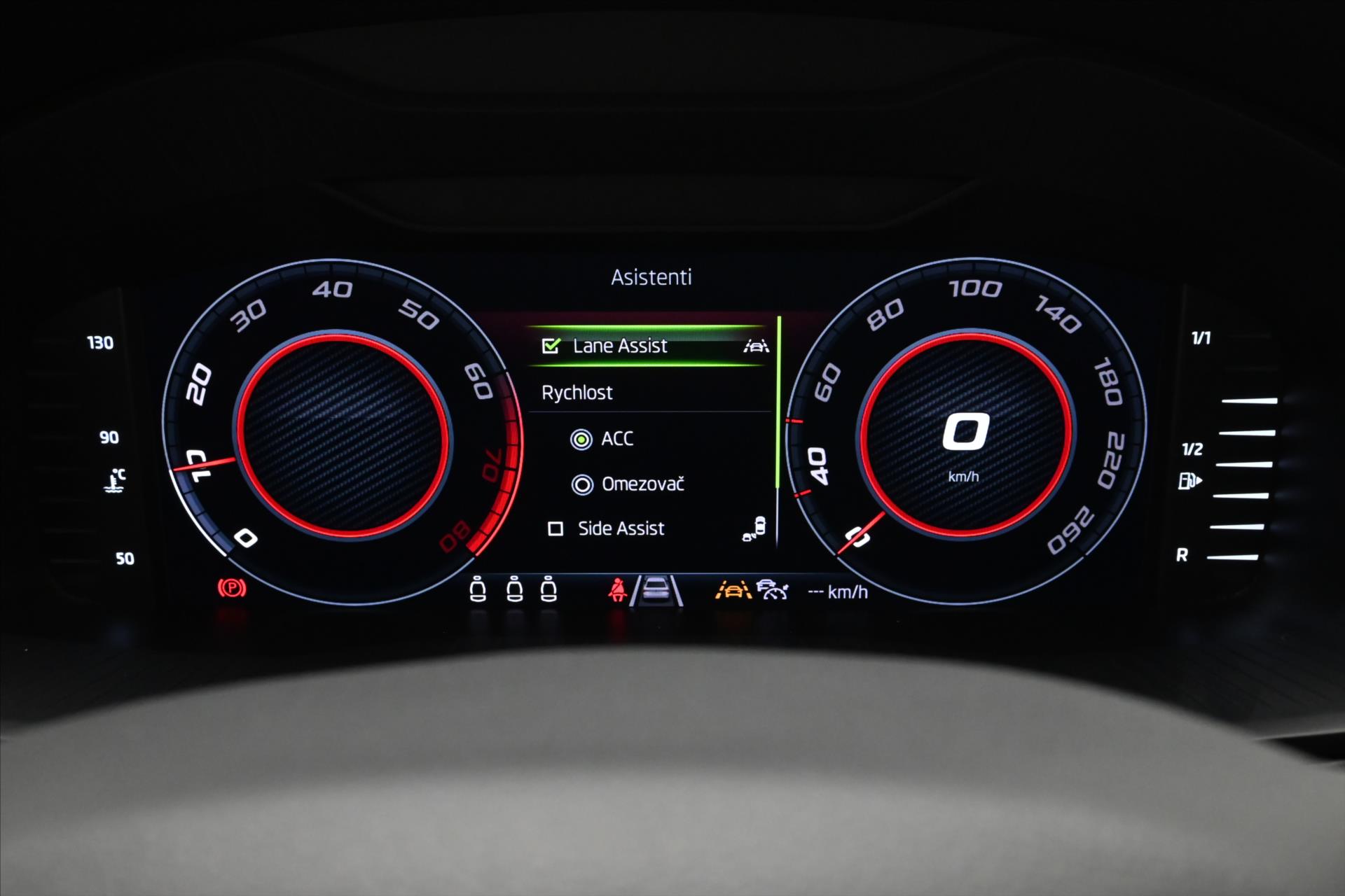 Hlavní fotografie vozu Škoda Karoq 1,5 TSI 110kW SPORTLINE Záruka až 5 let (16)