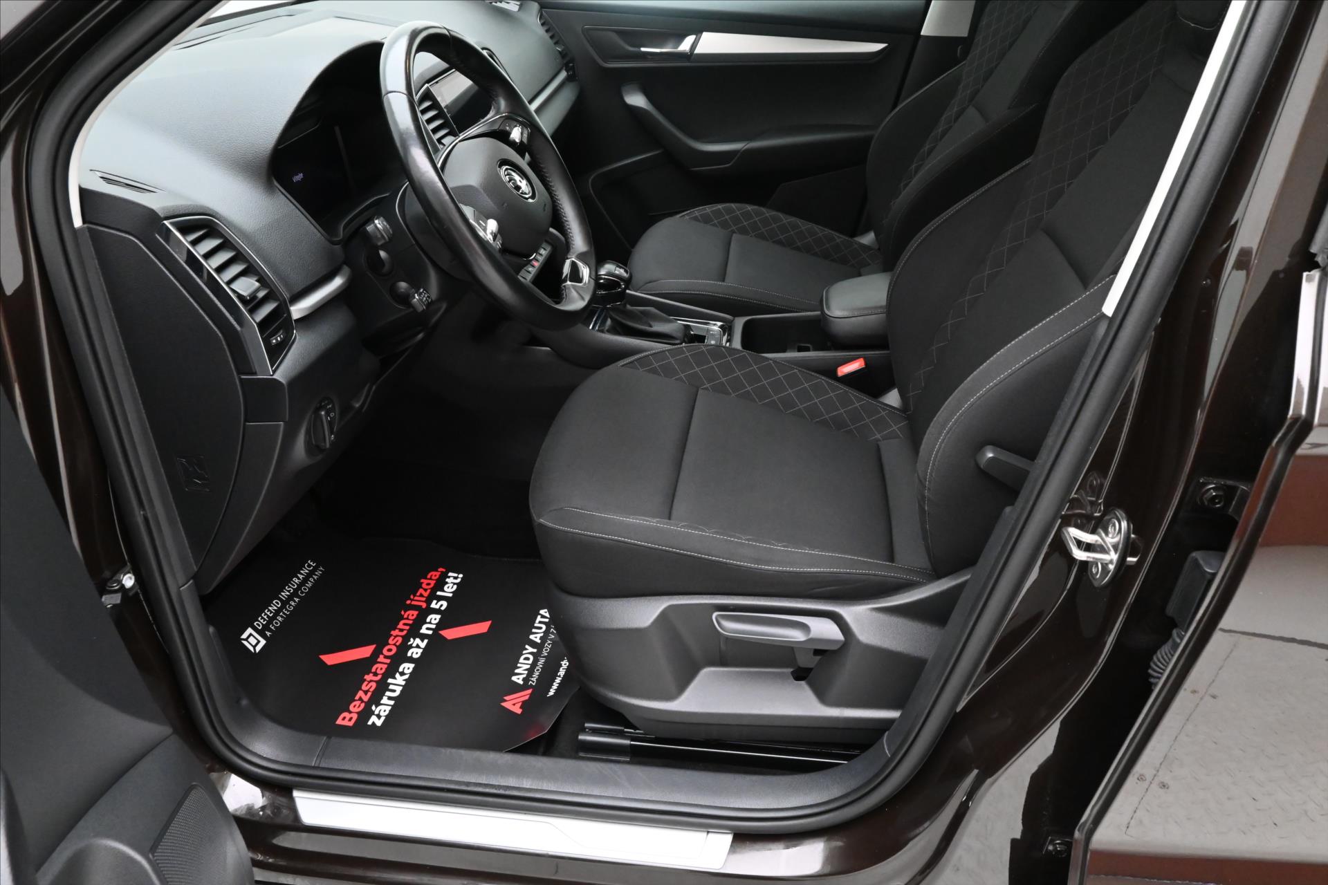 Hlavní fotografie vozu Škoda Karoq 1,5 TSI 110 kW DSG Business Záruka až 5 let (14)