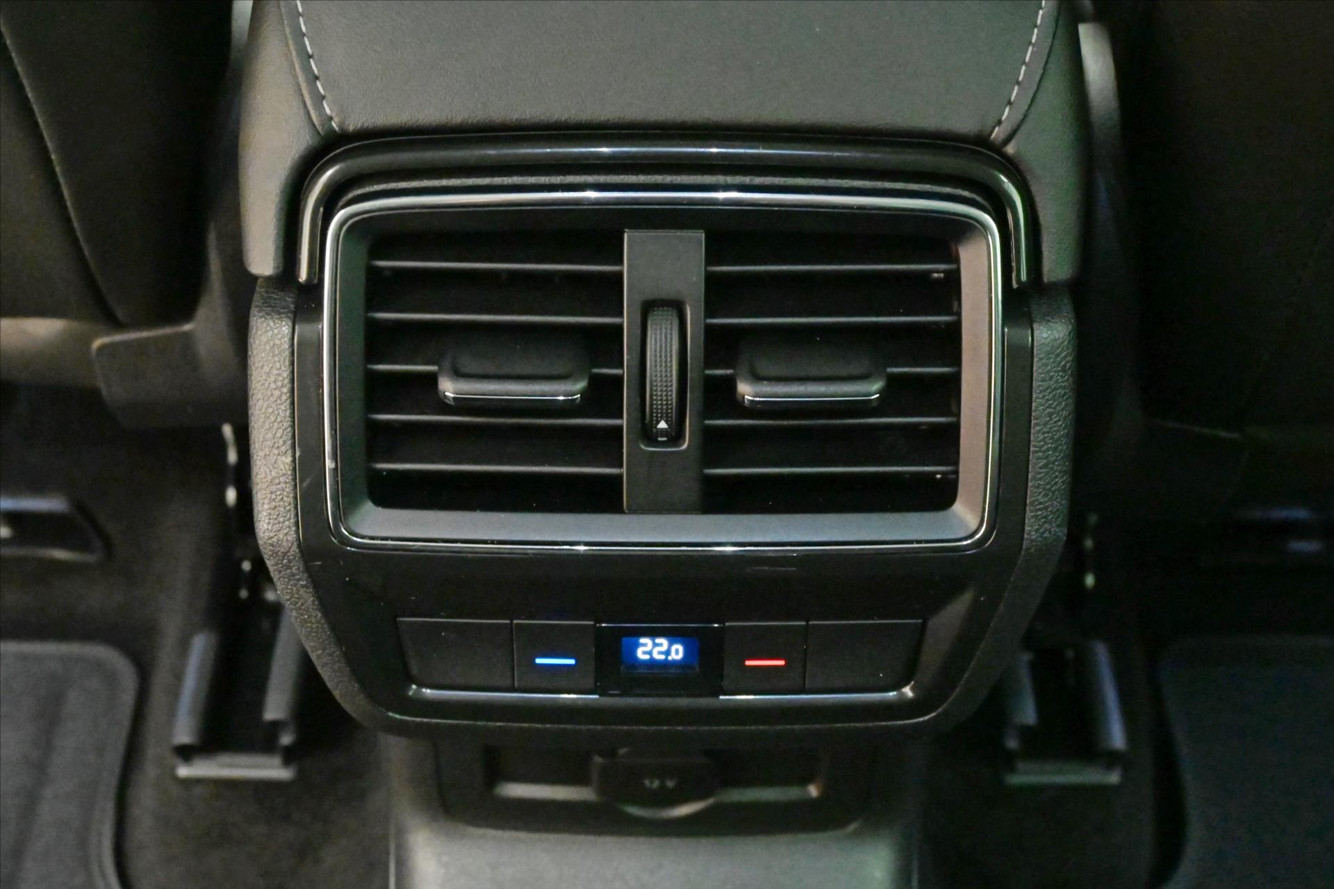 Hlavní fotografie vozu Škoda Kodiaq 2,0 TDI 110kW STYLE DSG Záruka až 5 let (24)