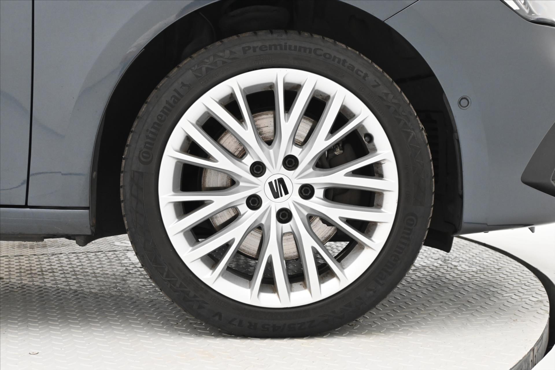 Hlavní fotografie vozu Seat Leon 2,0 TDI 110 kW DSG Style Záruka až 5 let (32)