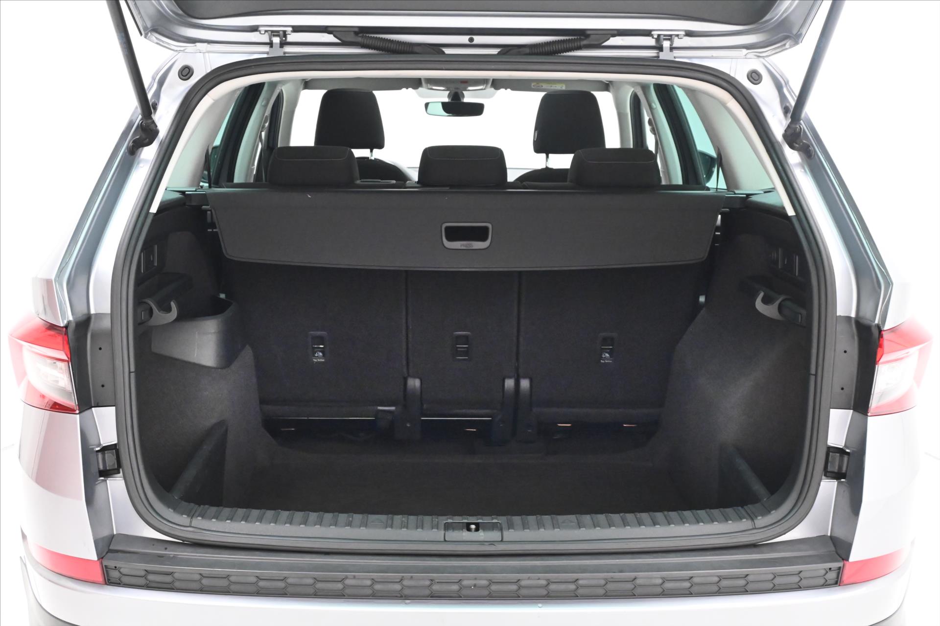 Main photo of the car Skoda Kodiaq 2.0 TDI 110 kW Ambition 4x4 Warranty up to 5 years (11)