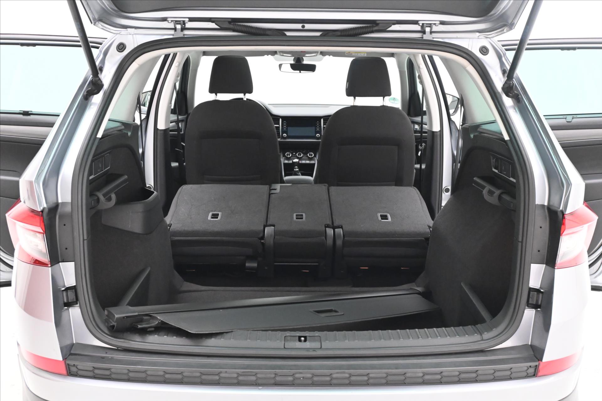 Main photo of the car Skoda Kodiaq 2.0 TDI 110 kW Ambition 4x4 Warranty up to 5 years (12)