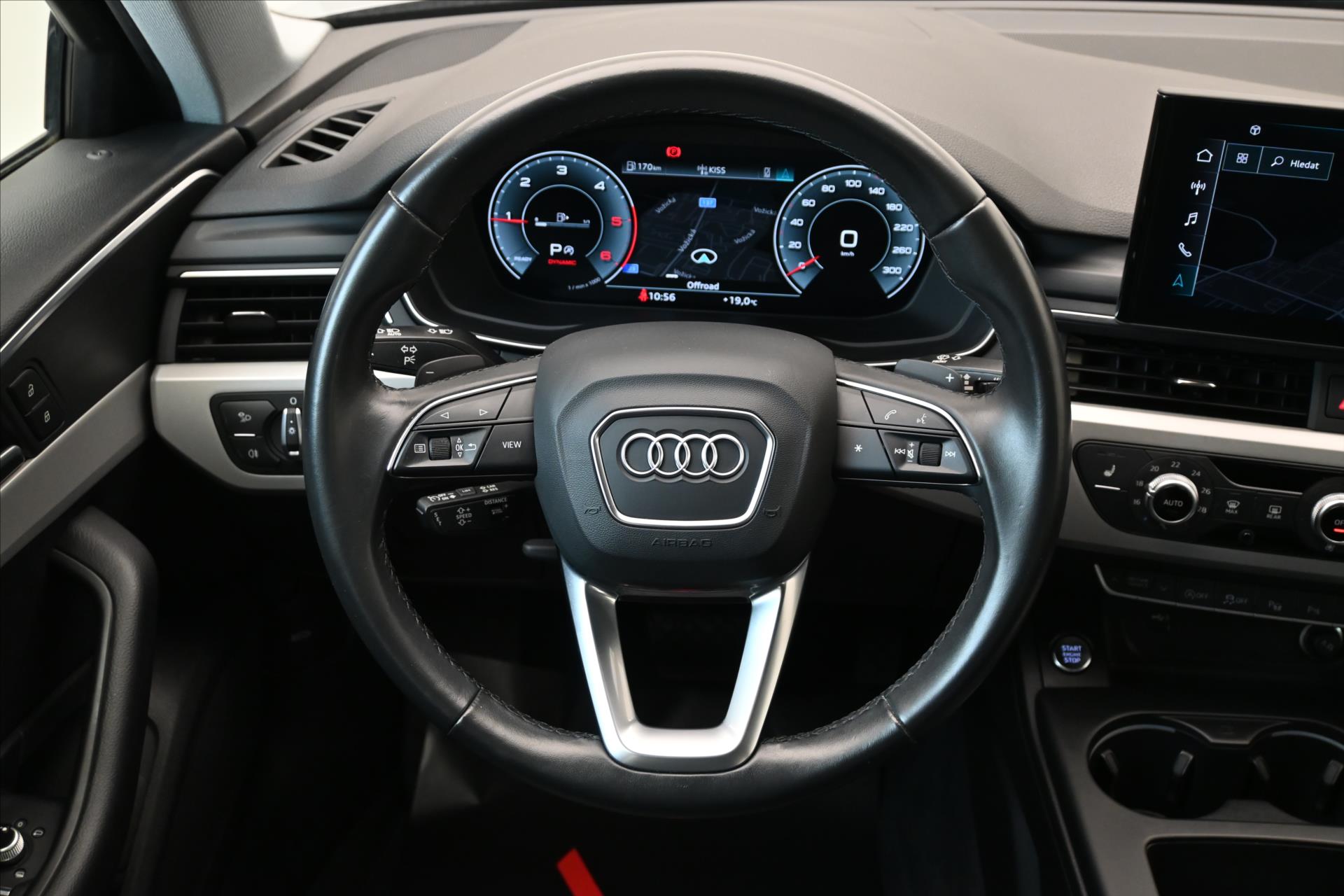 Hlavní fotografie vozu Audi A4 2,0 TDI 120 kW S Tronic Záruka až 5 let (19)