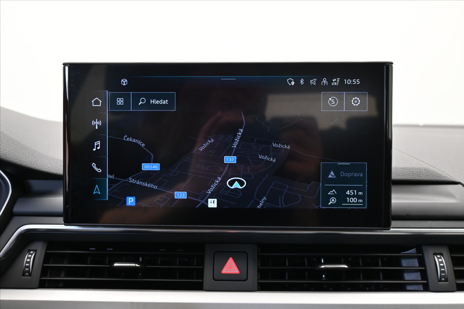 Hlavní fotografie vozu Audi A4 2,0 TDI 120 kW S Tronic Záruka až 5 let (21)