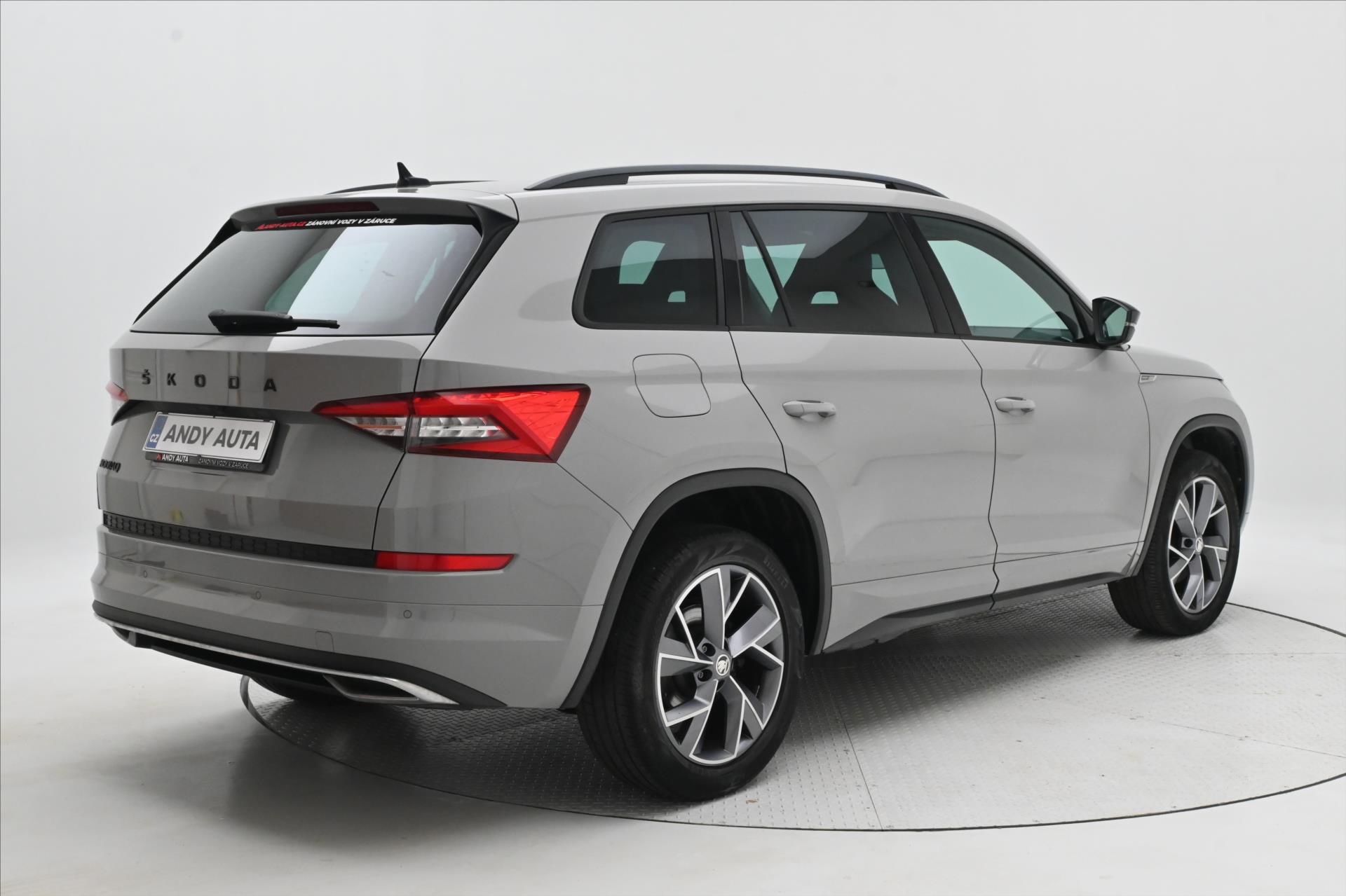 Hlavní fotografie vozu Škoda Kodiaq 1,5 TSI 110 kW Sportline Business Záruka až 5 let (6)