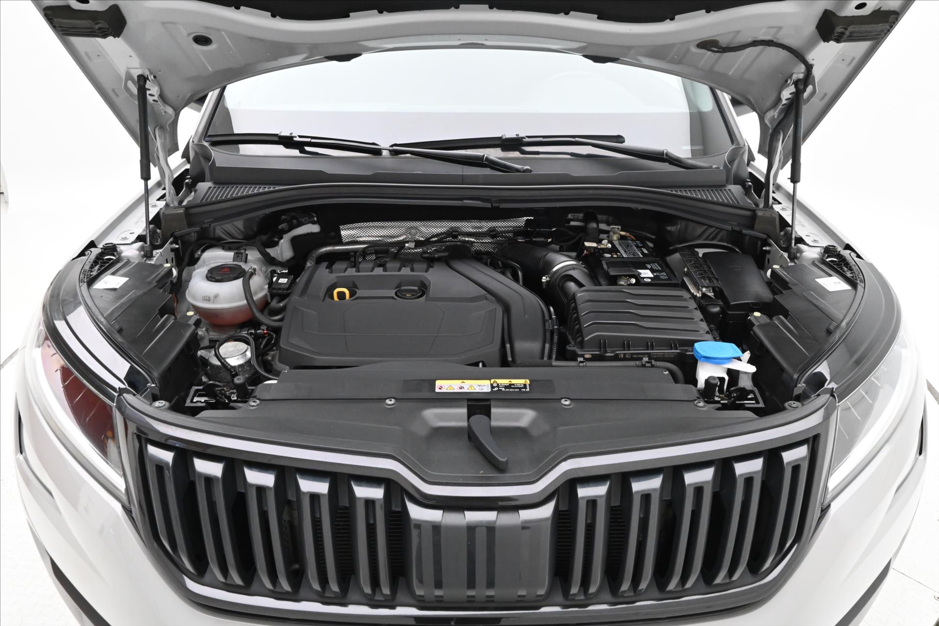 Hlavní fotografie vozu Škoda Kodiaq 1,5 TSI 110 kW Sportline Business Záruka až 5 let (10)