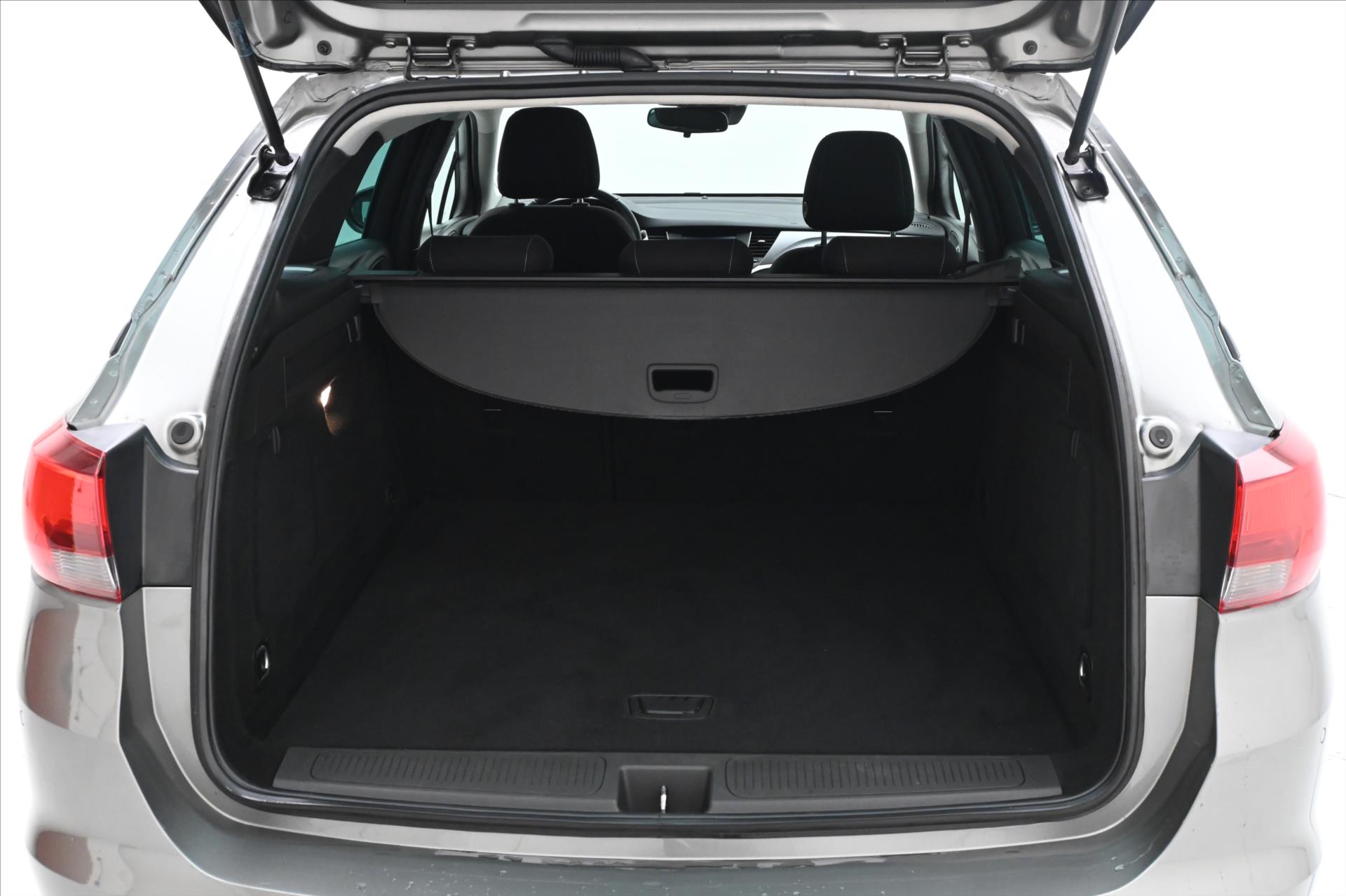 Hlavní fotografie vozu Opel Astra 1,5 CDTI 90kW KAMERA Záruka až 5 let (10)