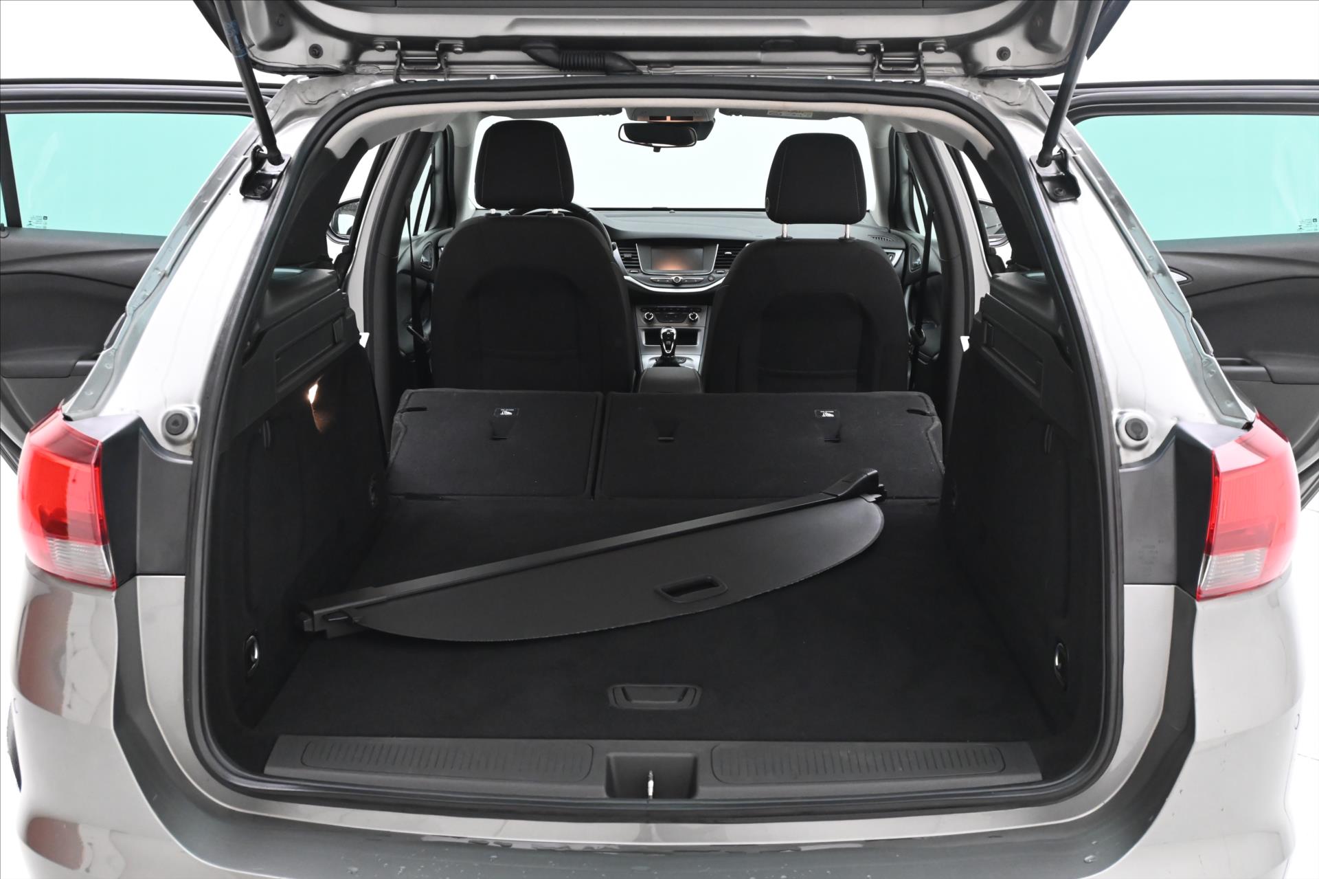 Hlavní fotografie vozu Opel Astra 1,5 CDTI 90kW KAMERA Záruka až 5 let (11)