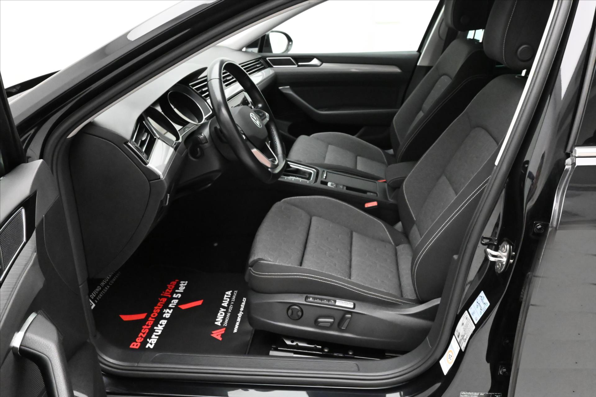 Main photo of the car Volkswagen Passat 2.0 TDI 110 kW DSG Business Warranty up to 5 years (13)