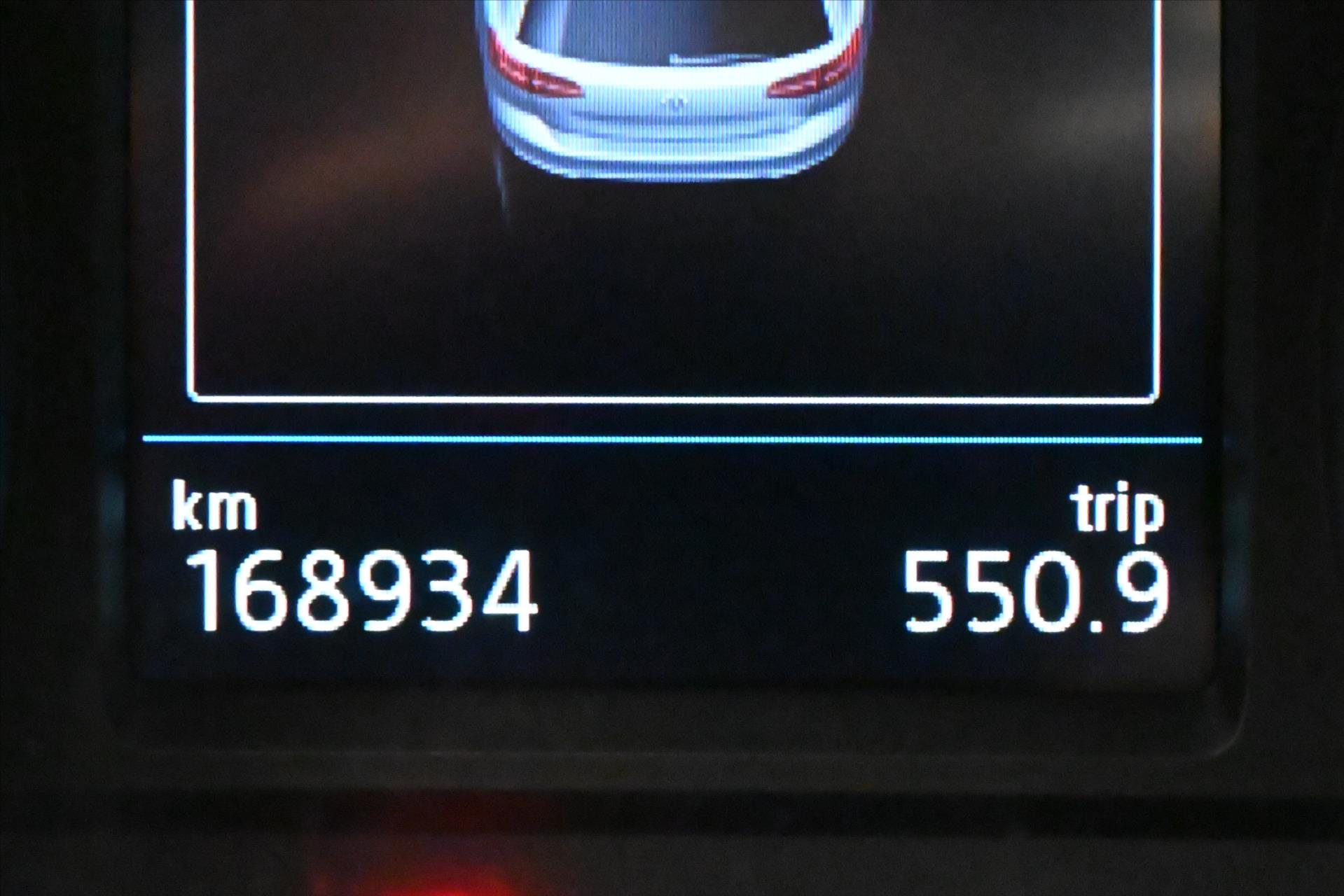 Main photo of the car Volkswagen Passat 2.0 TDI 110 kW DSG Business Warranty up to 5 years (17)