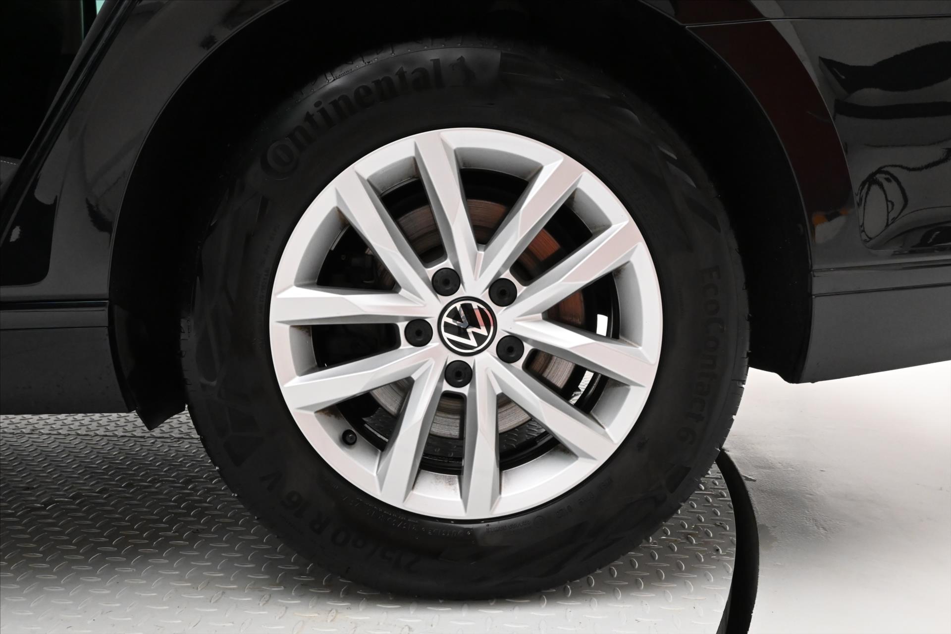 Main photo of the car Volkswagen Passat 2.0 TDI 110 kW DSG Business Warranty up to 5 years (29)