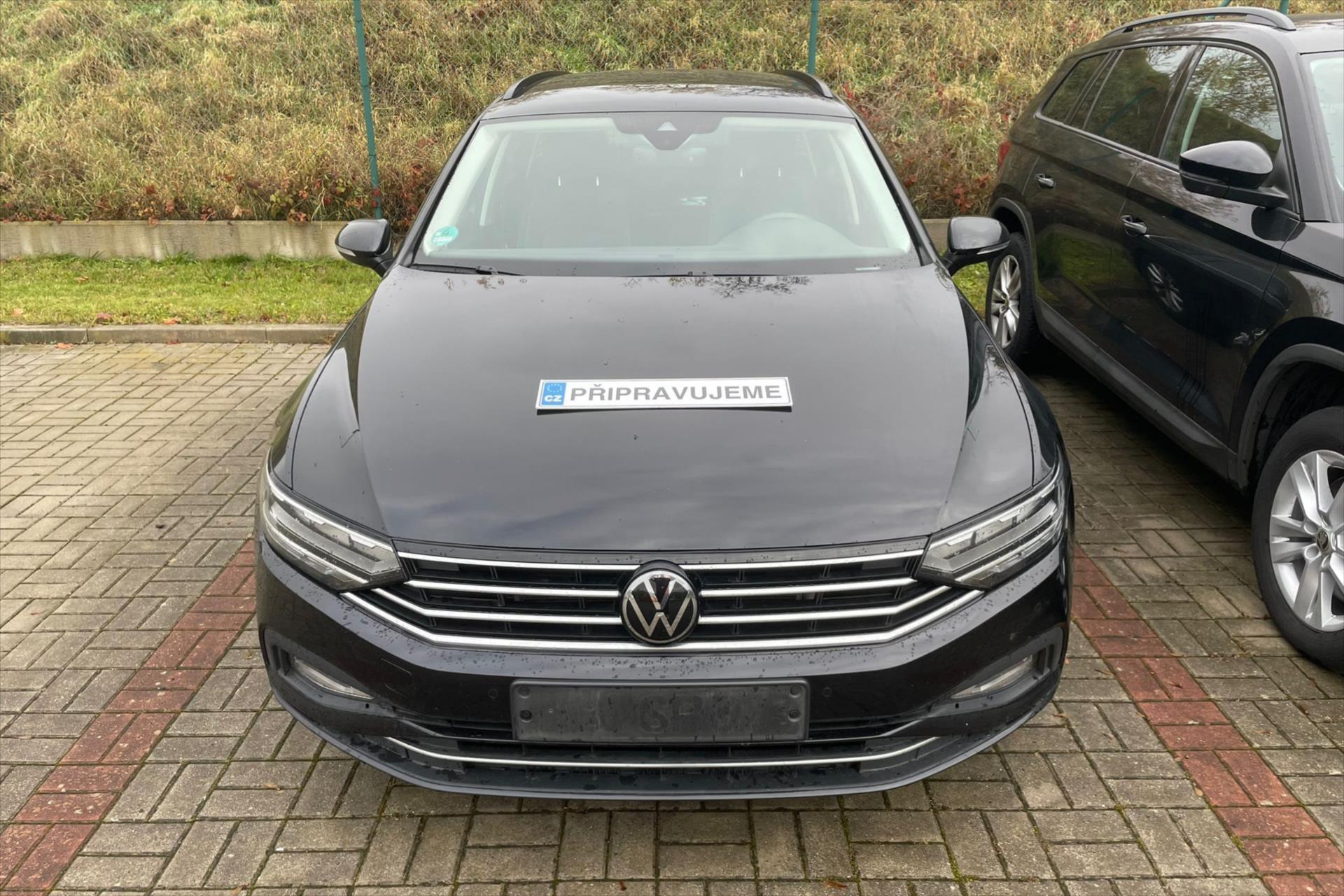 Hlavní fotografie vozu Volkswagen Passat 2,0 TDI 110kW BUSINESS DSG VŮZ PŘIPRAVUJEME K PRODEJI