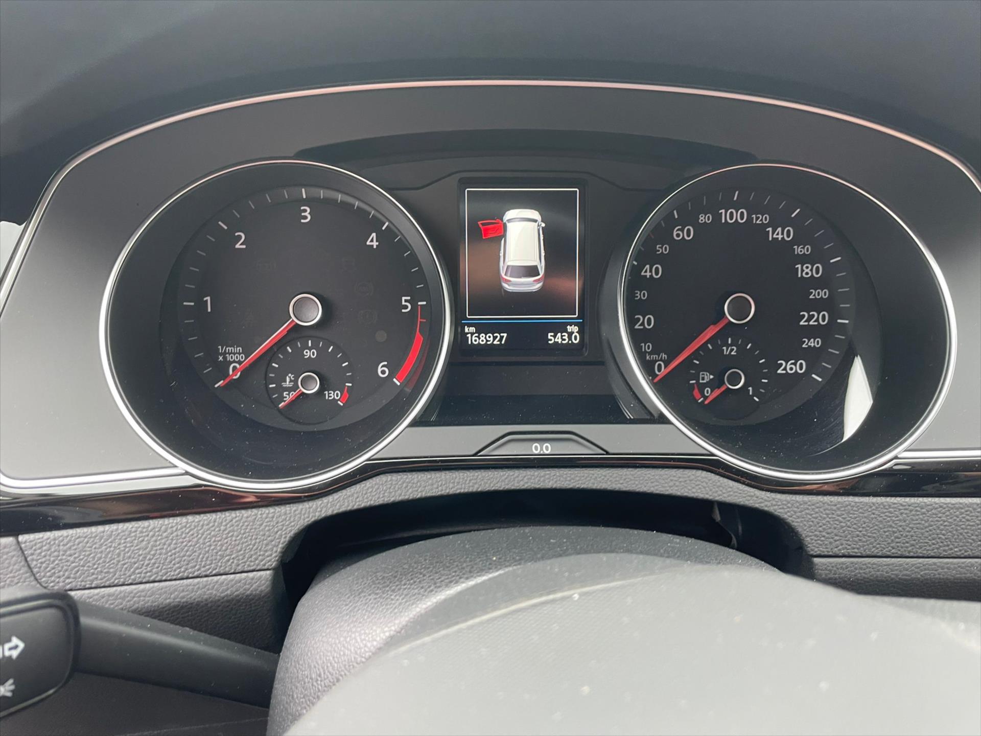 Hlavní fotografie vozu Volkswagen Passat 2,0 TDI 110kW BUSINESS DSG VŮZ PŘIPRAVUJEME K PRODEJI (2)