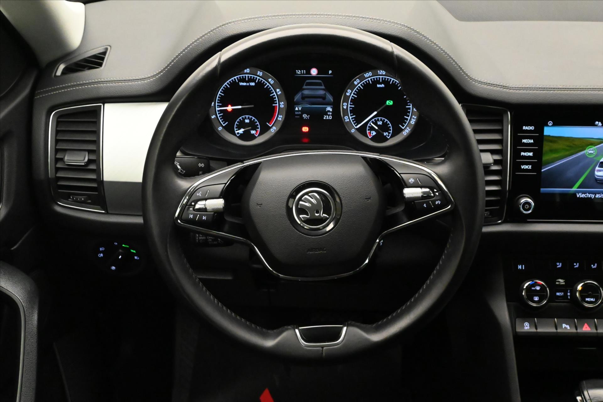 Hlavní fotografie vozu Škoda Kodiaq 2,0 TDI 110 kW DSG Ambition 7Míst Záruka až 5 let (19)