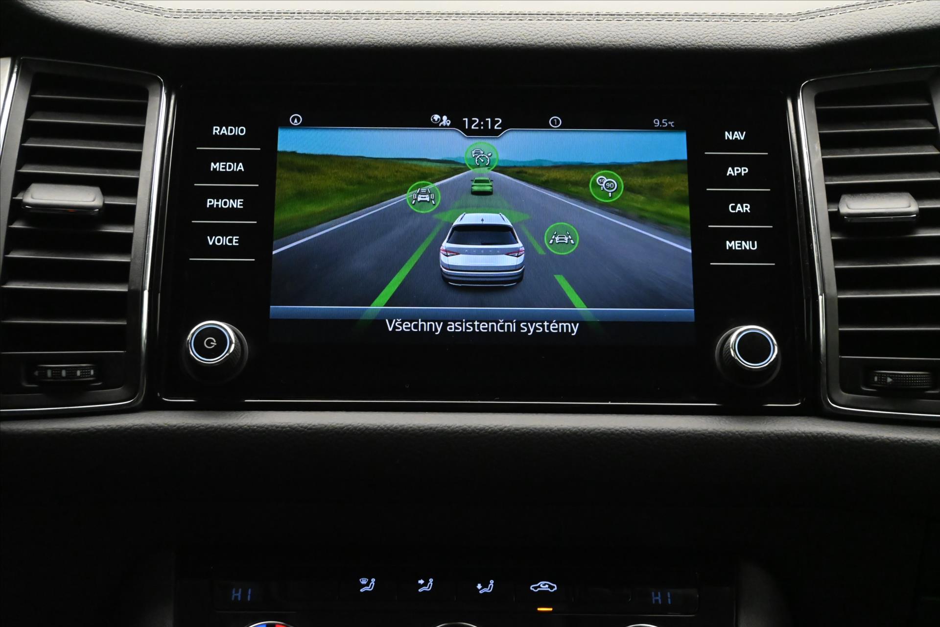 Hlavní fotografie vozu Škoda Kodiaq 2,0 TDI 110 kW DSG Ambition 7Míst Záruka až 5 let (21)