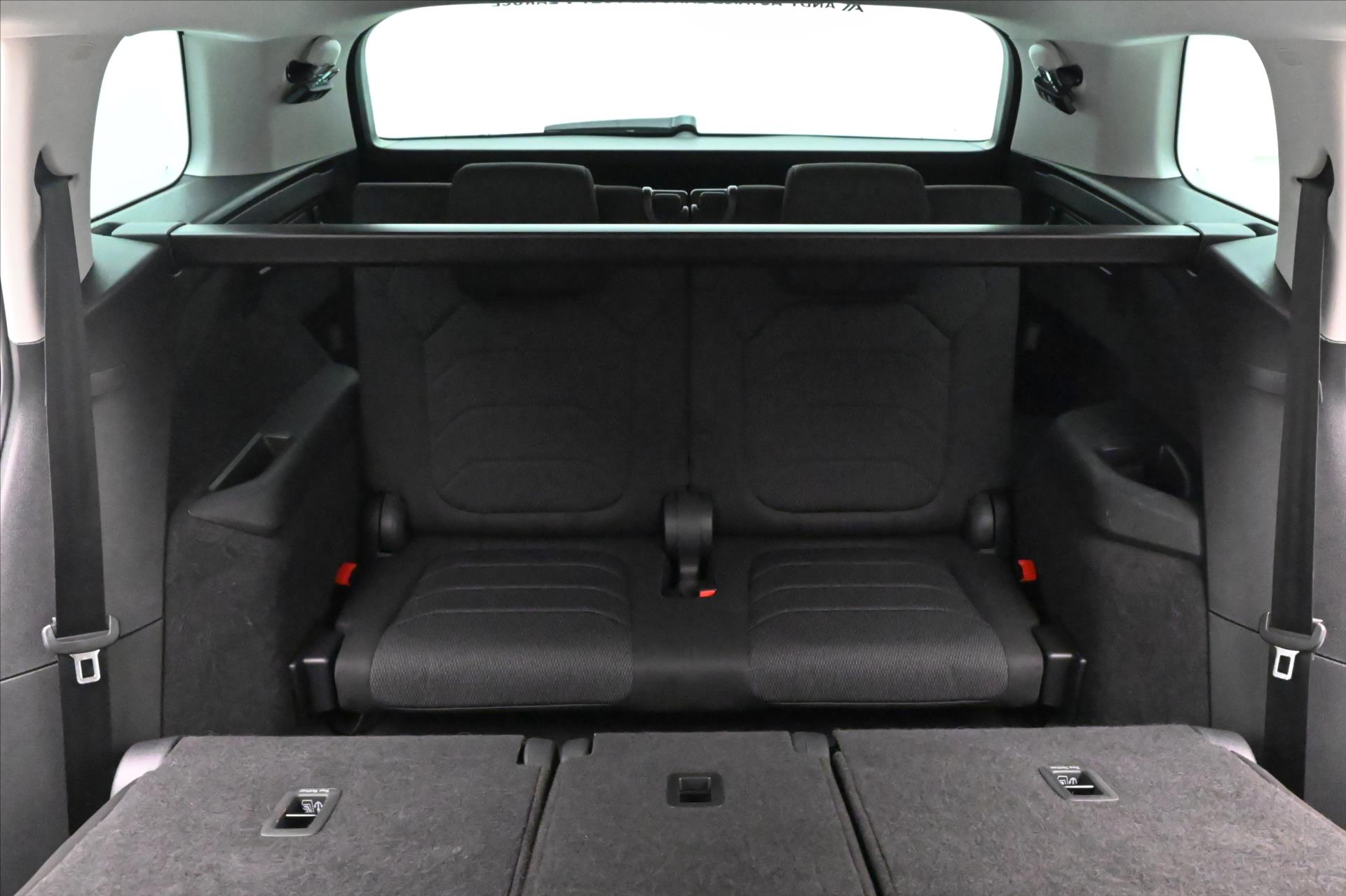 Hlavní fotografie vozu Škoda Kodiaq 2,0 TDI 110 kW DSG Ambition 7Míst Záruka až 5 let (29)