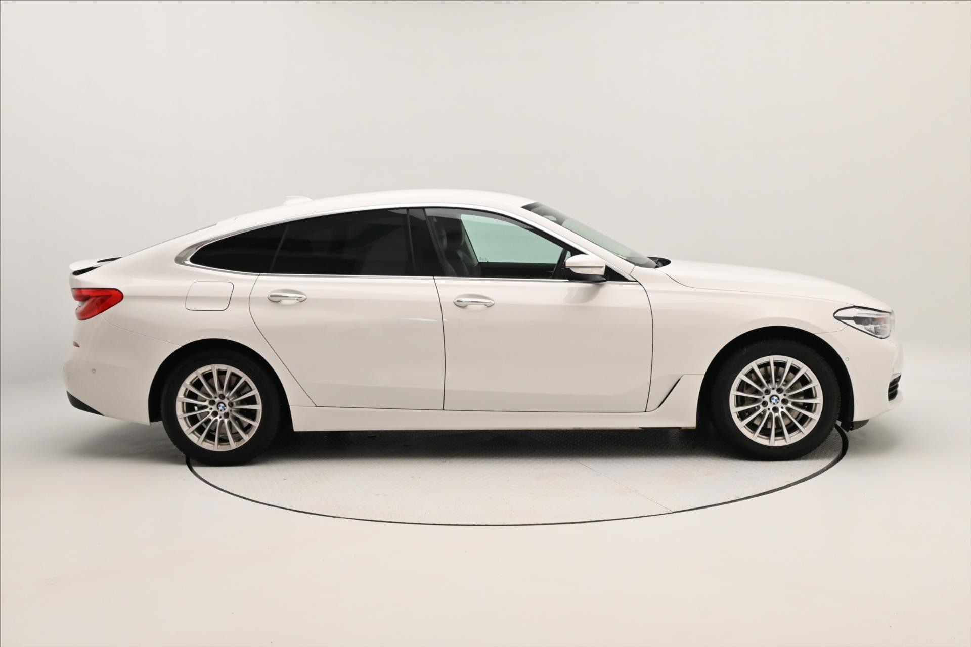 Hlavní fotografie vozu BMW Řada 6 3,0 630d 195 kW AT/8 XDRIVE Záruka až 5 let (4)