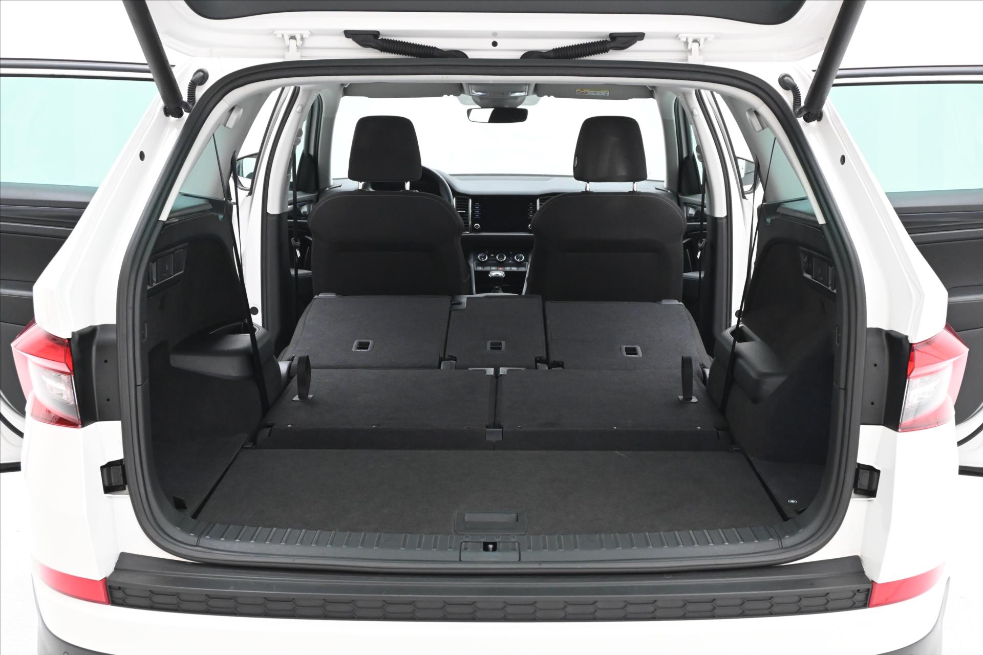 Hlavní fotografie vozu Škoda Kodiaq 2,0 TDI 110 kW DSG 7/Míst STYLE Záruka až 5 let (12)