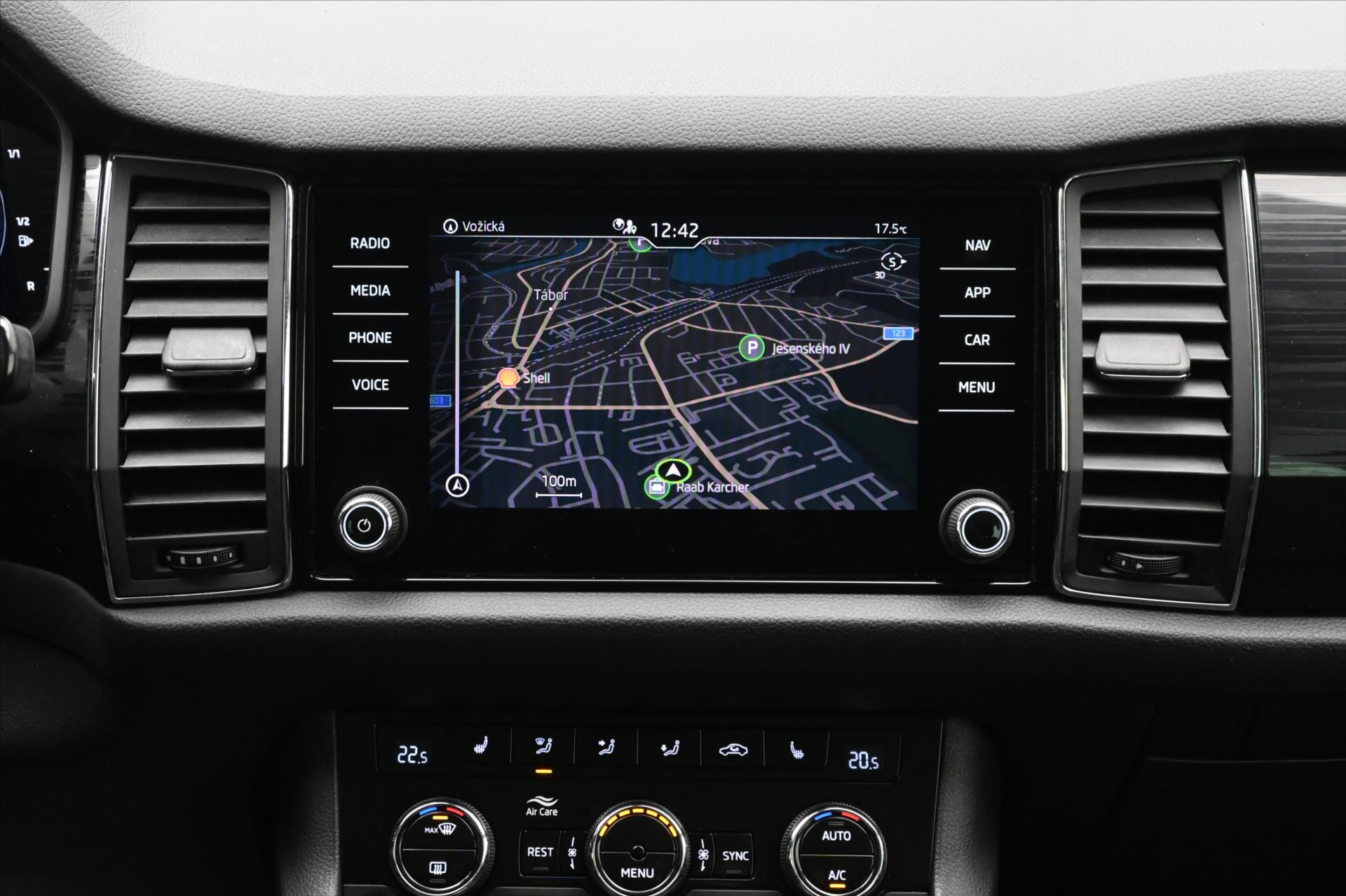 Hlavní fotografie vozu Škoda Kodiaq 2,0 TDI 110 kW DSG 7/Míst STYLE Záruka až 5 let (21)