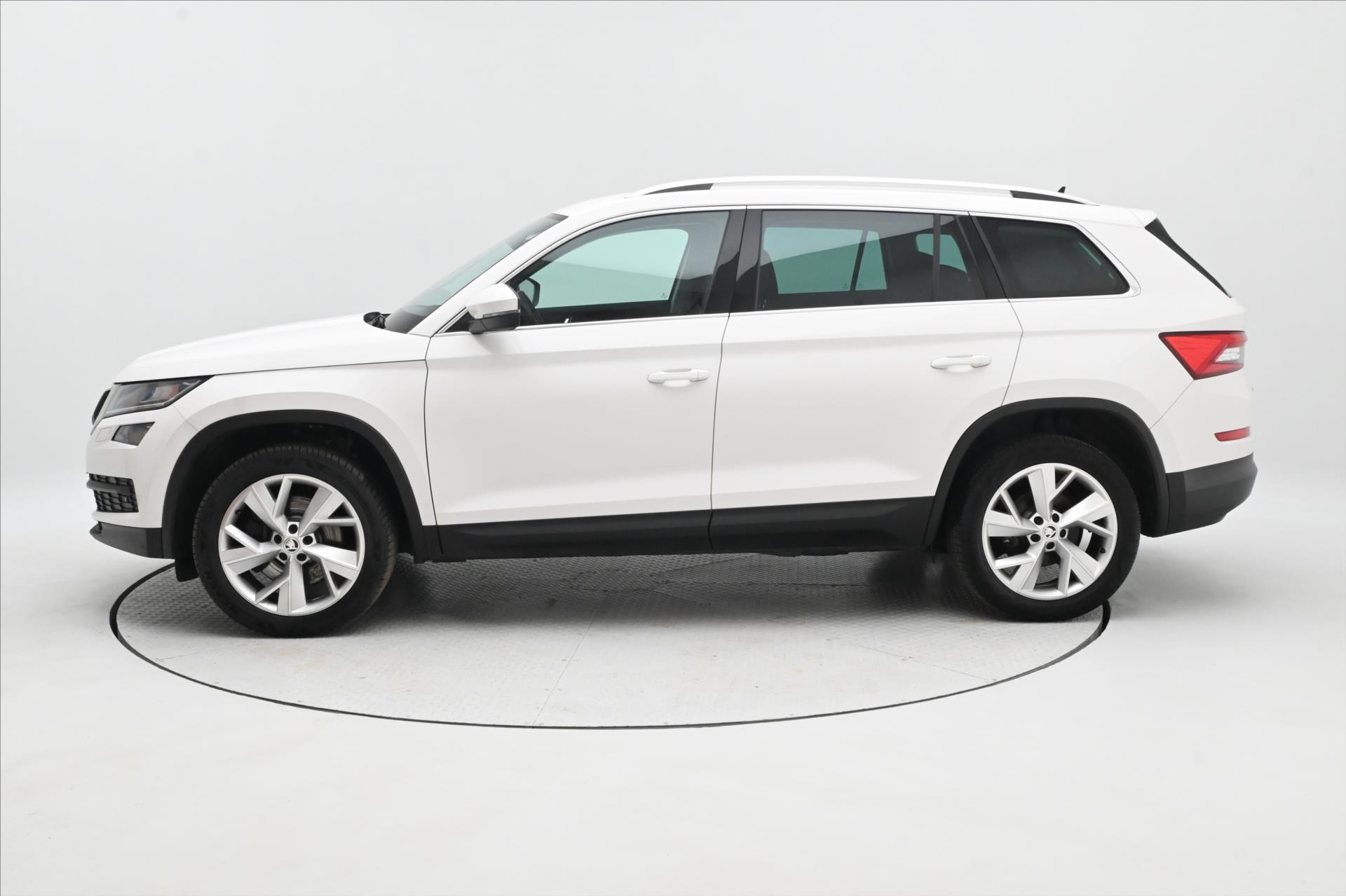 Hlavní fotografie vozu Škoda Kodiaq 2,0 TDI 110 kW DSG 7/Míst STYLE Záruka až 5 let (8)