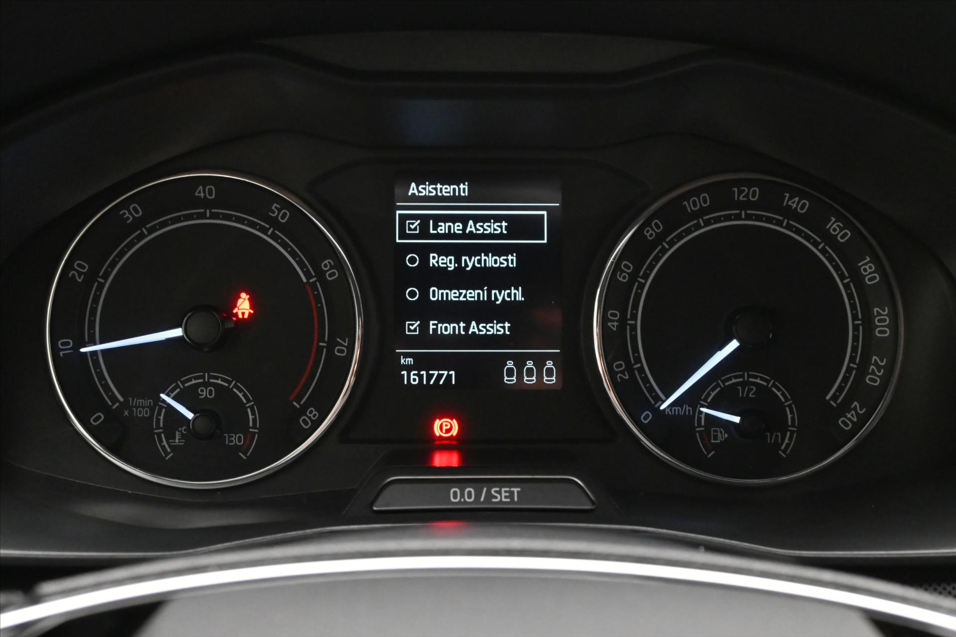 Hlavní fotografie vozu Škoda Kamiq 1,0 TSI 81 kW Sport Business Záruka až 5 let (17)