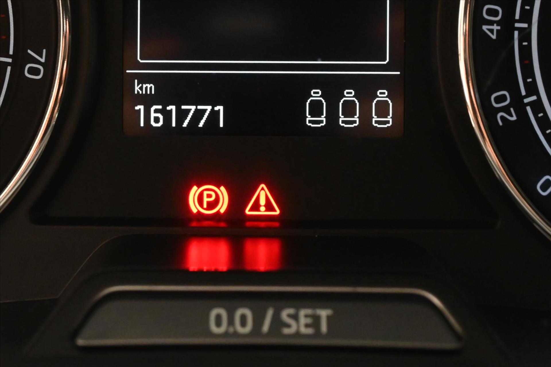 Hlavní fotografie vozu Škoda Kamiq 1,0 TSI 81 kW Sport Business Záruka až 5 let (18)