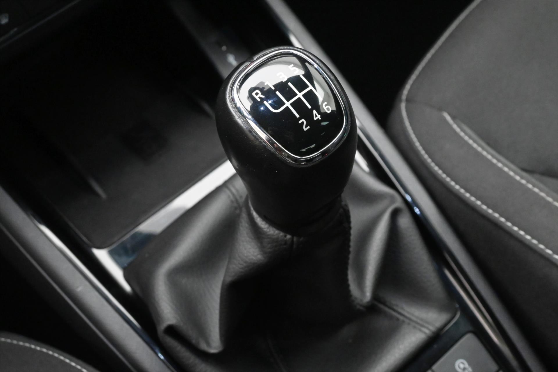 Hlavní fotografie vozu Škoda Kamiq 1,0 TSI 81 kW Sport Business Záruka až 5 let (23)