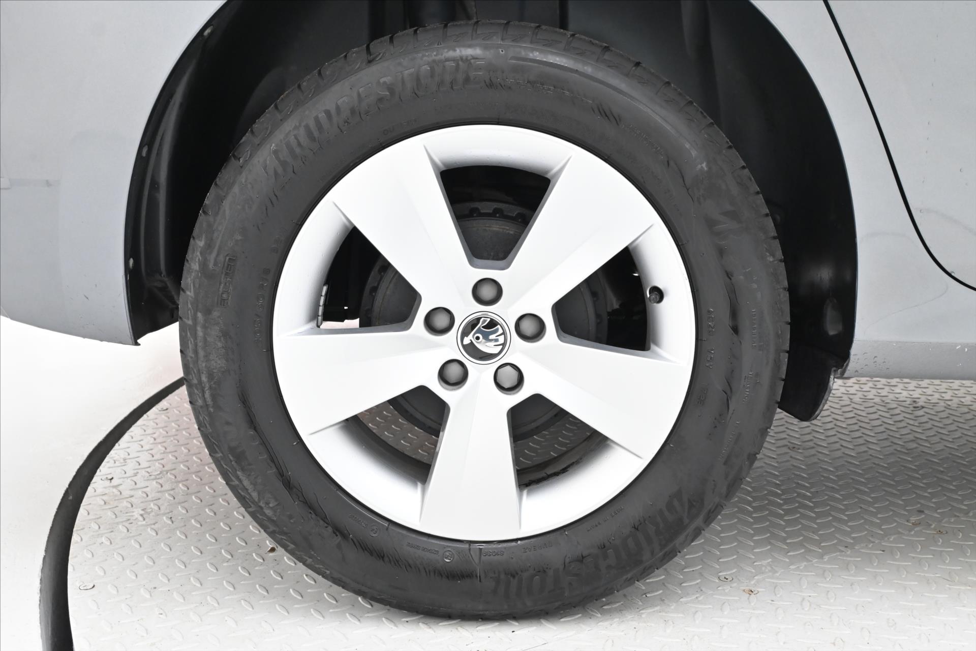 Hlavní fotografie vozu Škoda Kamiq 1,0 TSI 81 kW Sport Business Záruka až 5 let (31)