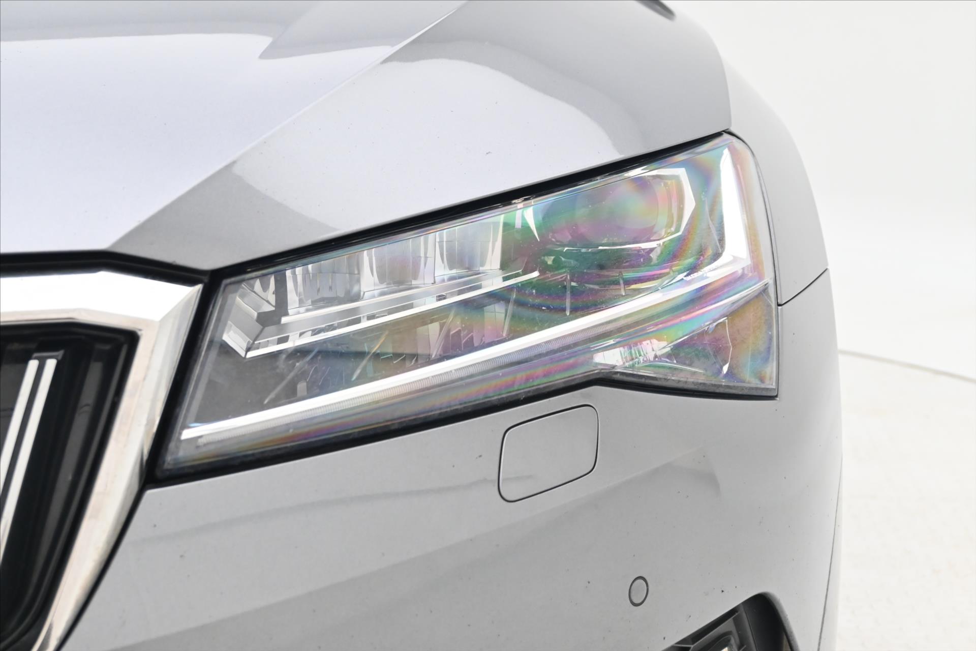 Hlavní fotografie vozu Škoda Superb 2,0 TDI 147 kW DSG Style Záruka až 5 let (34)