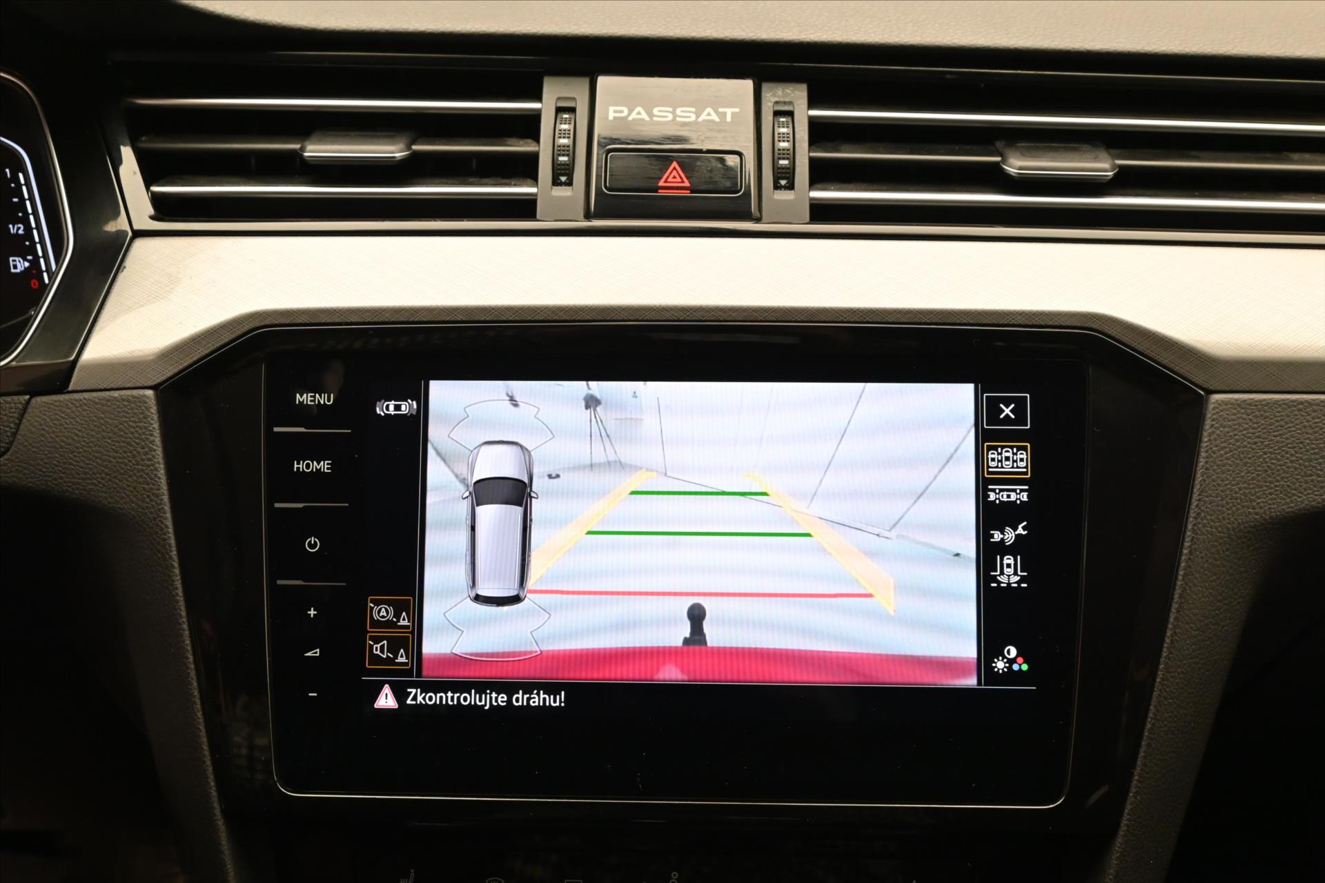 Hlavní fotografie vozu Volkswagen Passat 2,0 TDI 110kW BUSINESS DSG Záruka až 5 let (21)