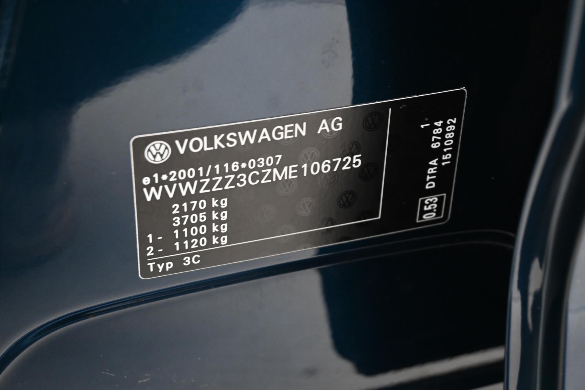 Hlavní fotografie vozu Volkswagen Passat 2,0 TDI 90kW Business DSG Záruka až 5 let (12)