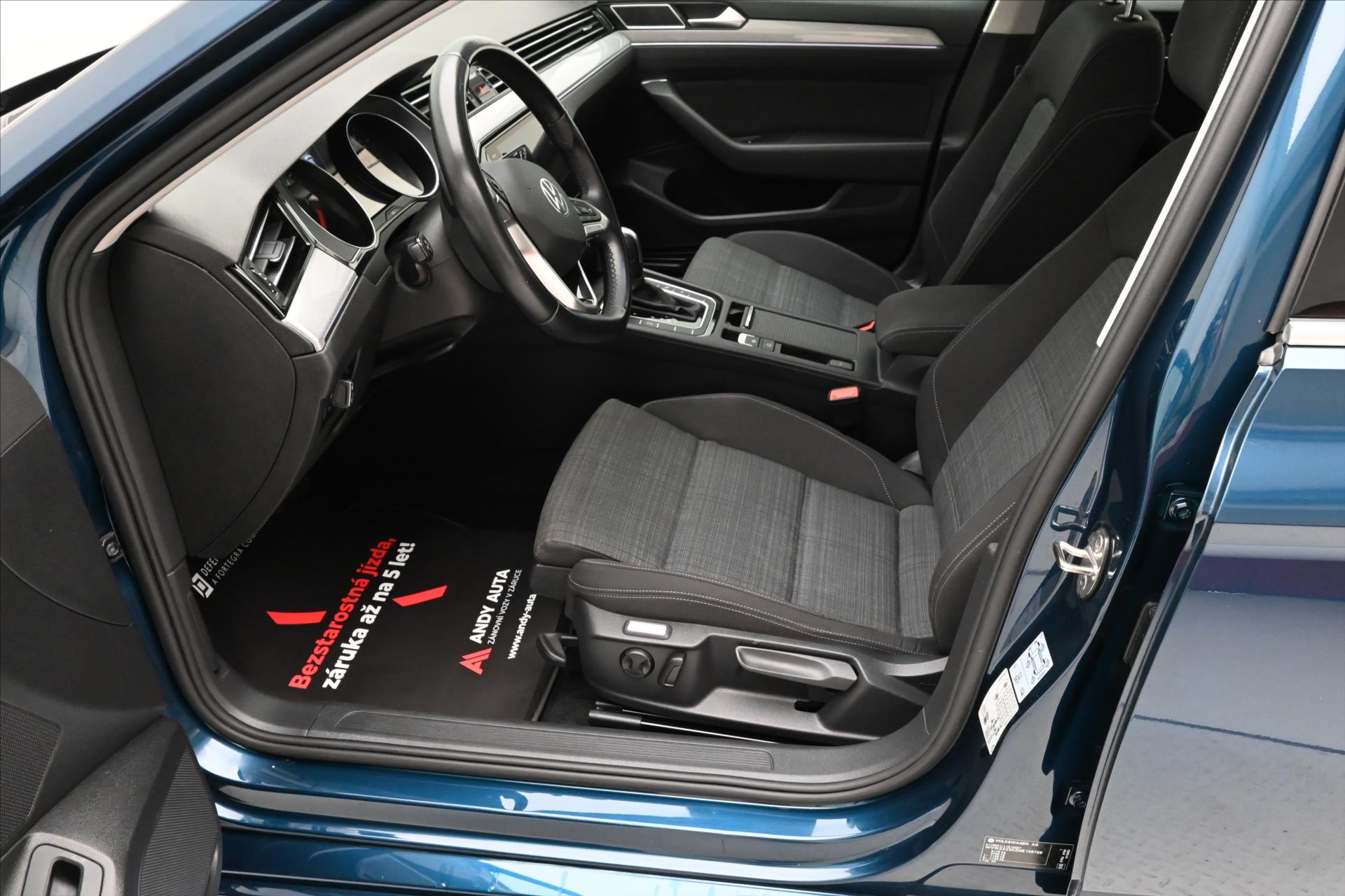 Hlavní fotografie vozu Volkswagen Passat 2,0 TDI 90kW Business DSG Záruka až 5 let (13)