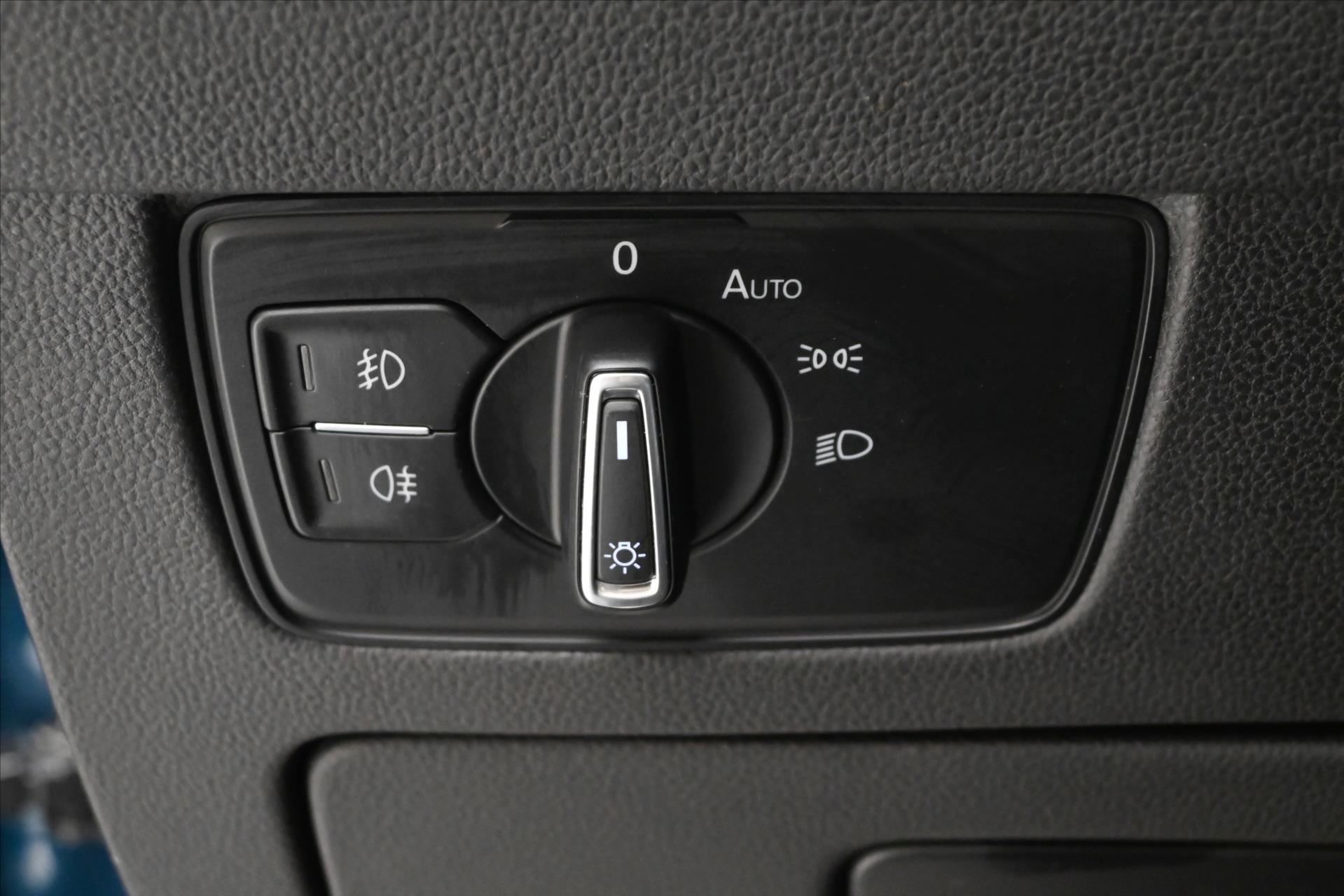 Hlavní fotografie vozu Volkswagen Passat 2,0 TDI 90kW Business DSG Záruka až 5 let (27)