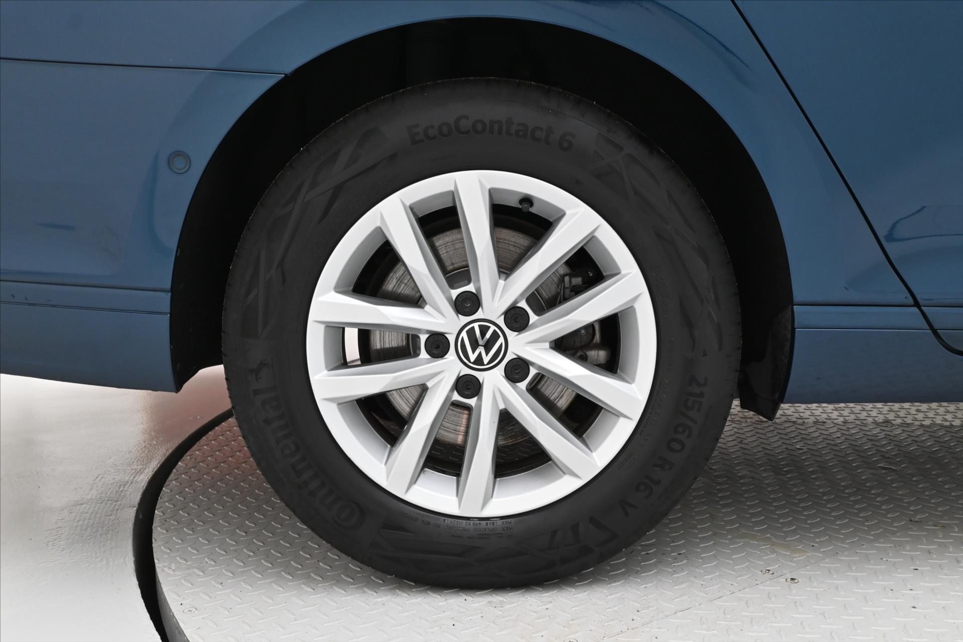 Hlavní fotografie vozu Volkswagen Passat 2,0 TDI 90kW Business DSG Záruka až 5 let (32)