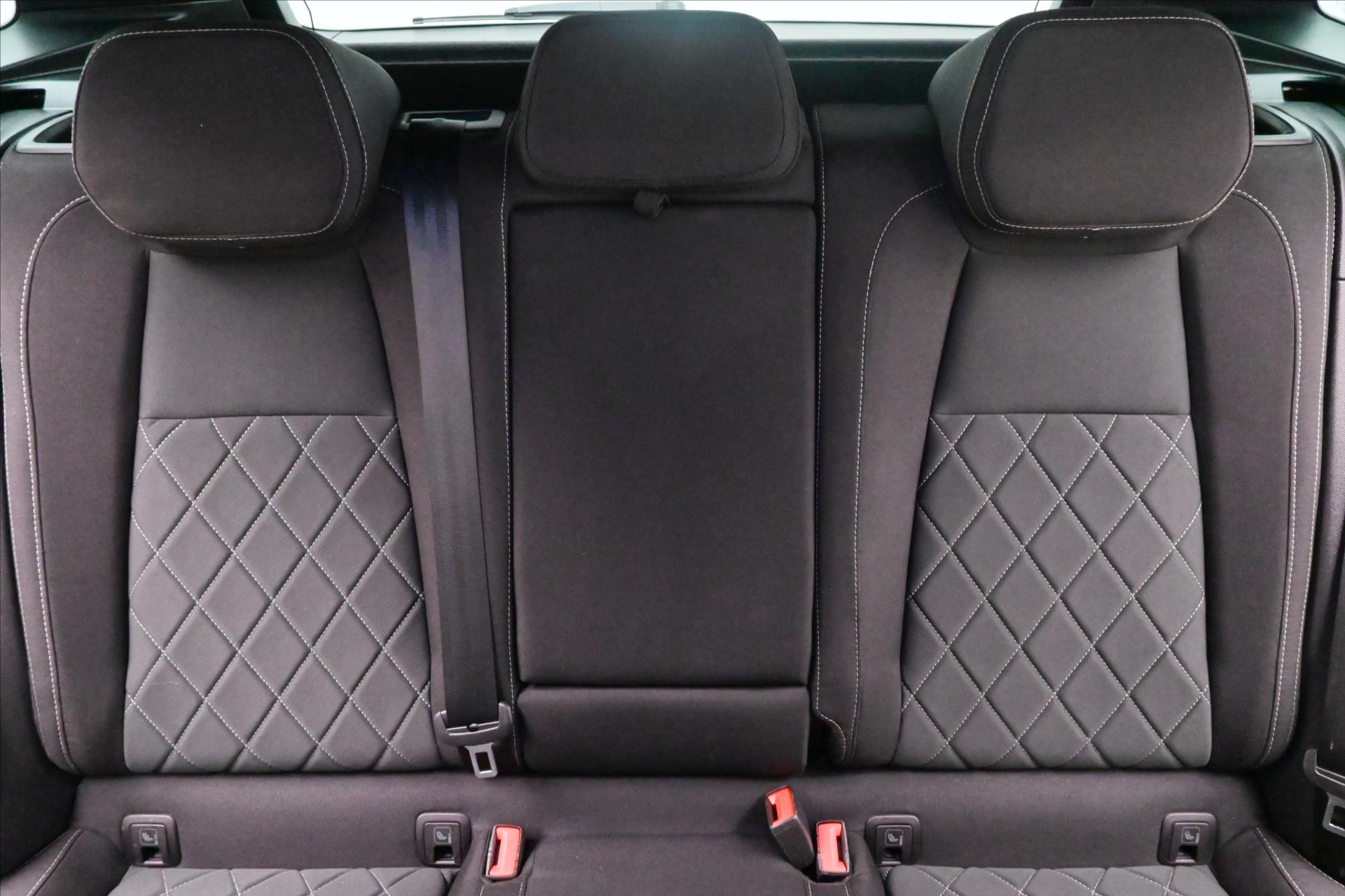 Main photo of the car Skoda Karoq 1.5 TSI 110 kW DSG Sportline Warranty up to 5 years (29)